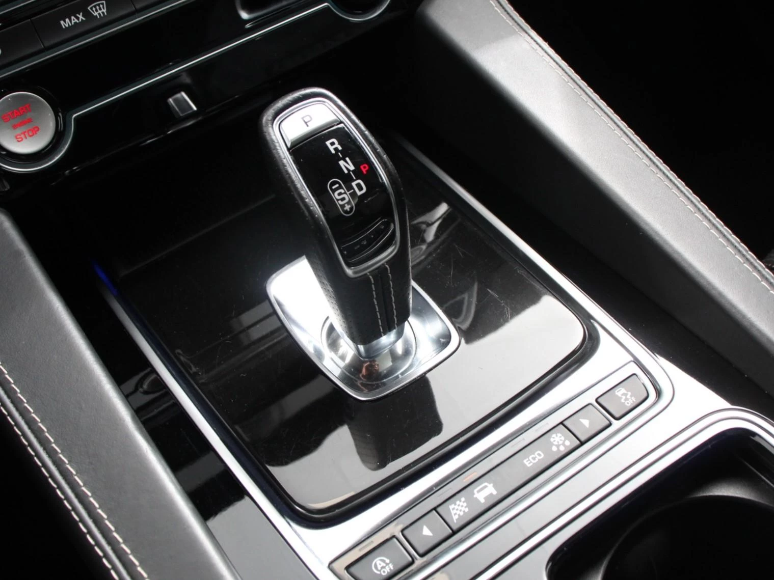 Hoofdafbeelding Jaguar F-PACE