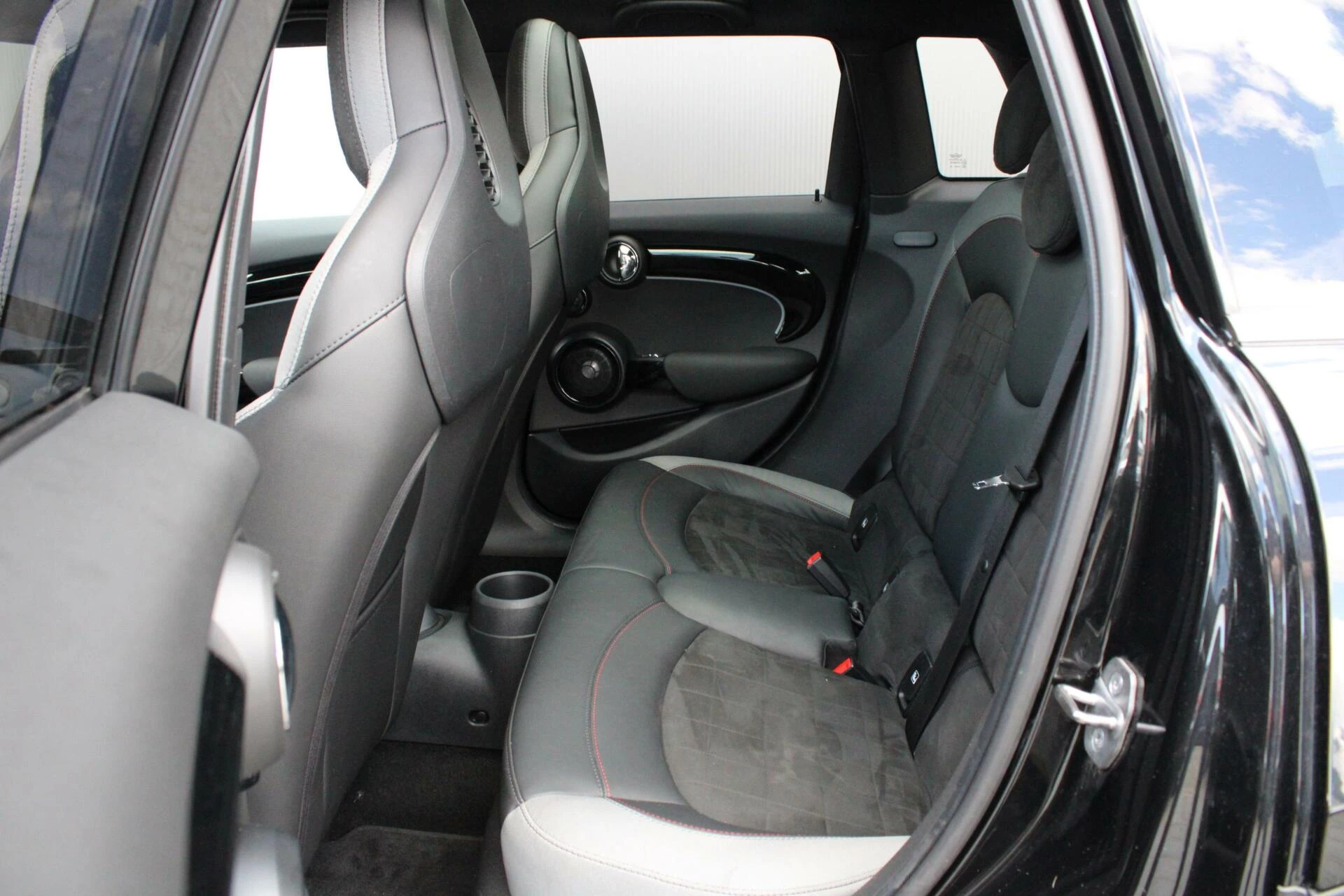 Hoofdafbeelding MINI Cooper S