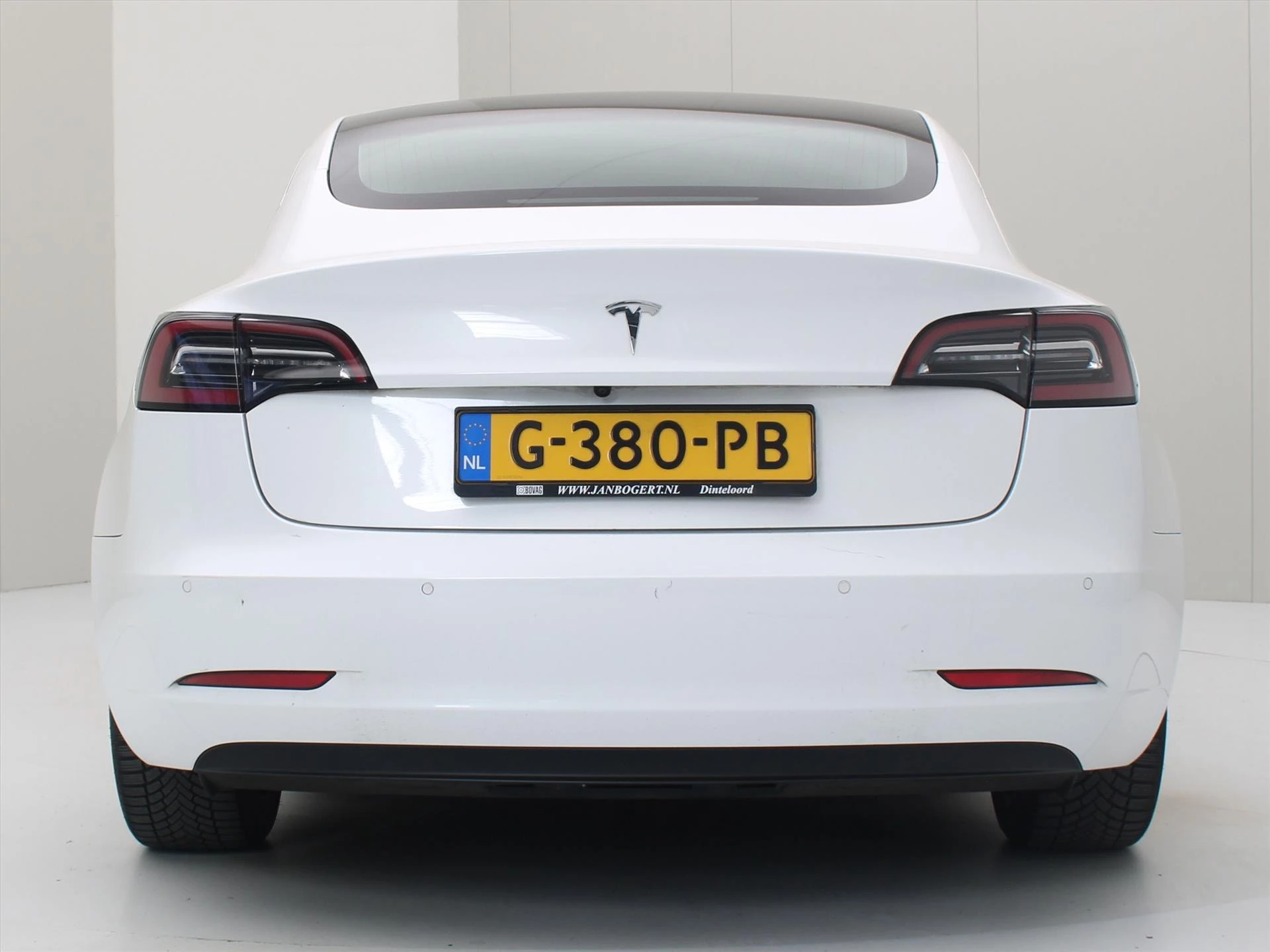 Hoofdafbeelding Tesla Model 3