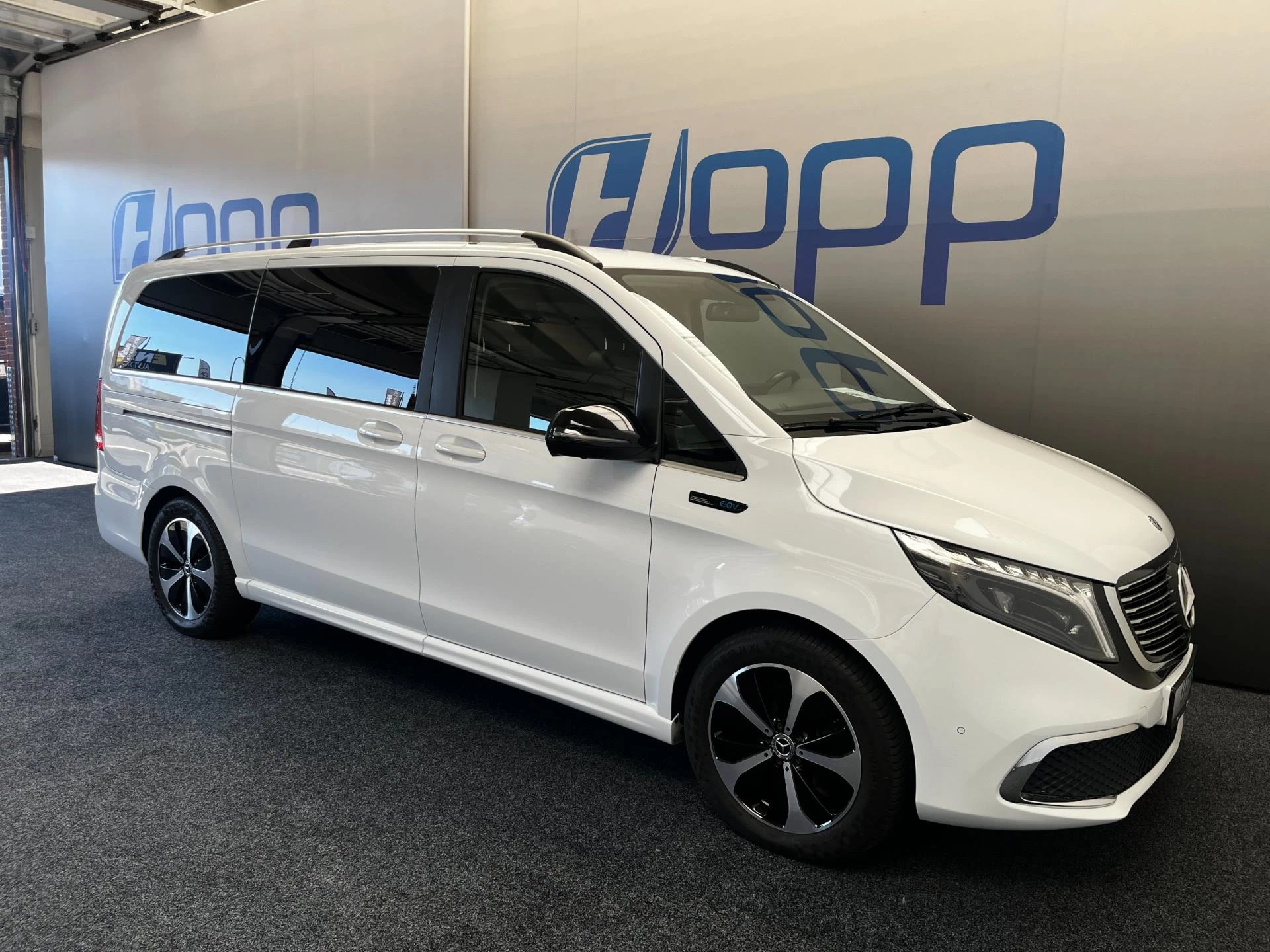 Hoofdafbeelding Mercedes-Benz EQV