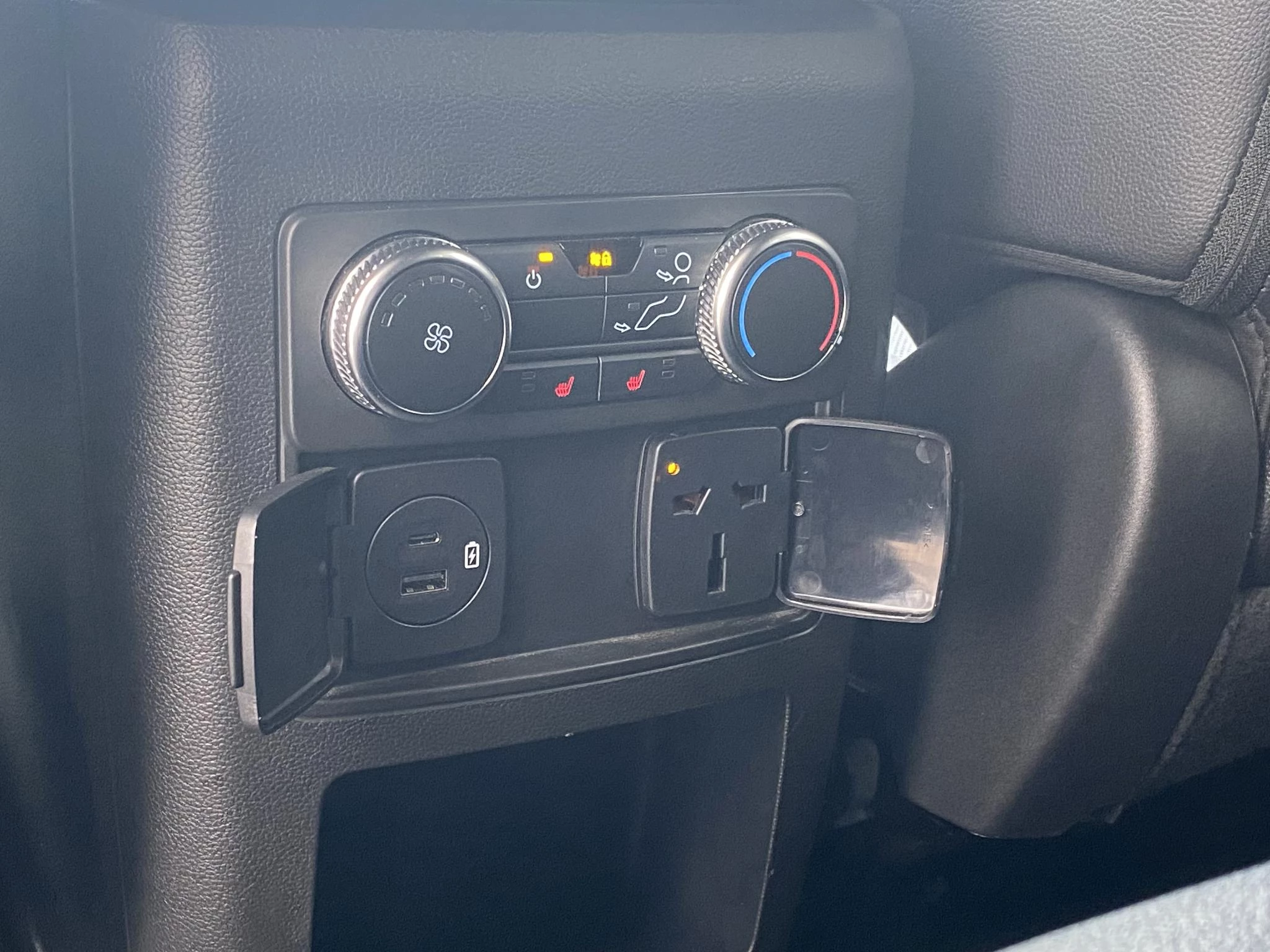 Hoofdafbeelding Ford Explorer