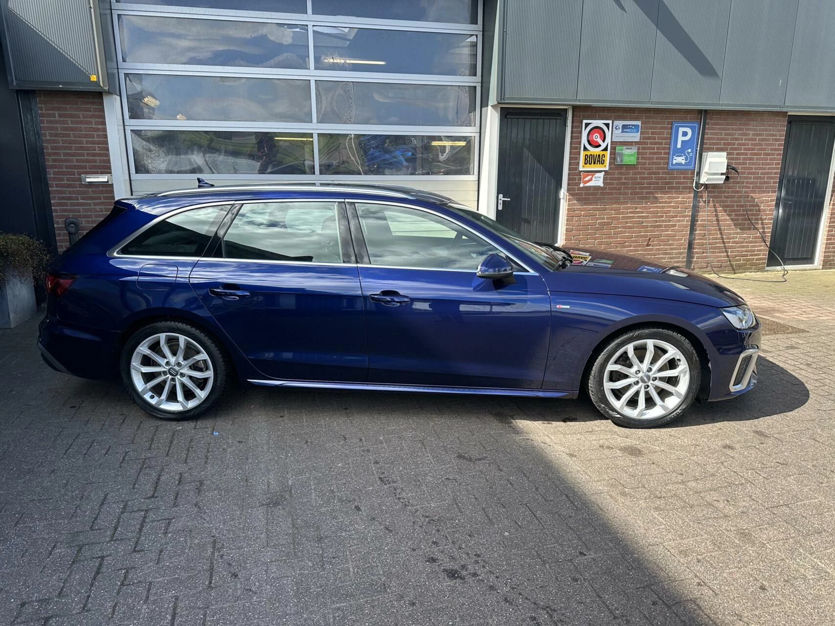Hoofdafbeelding Audi A4