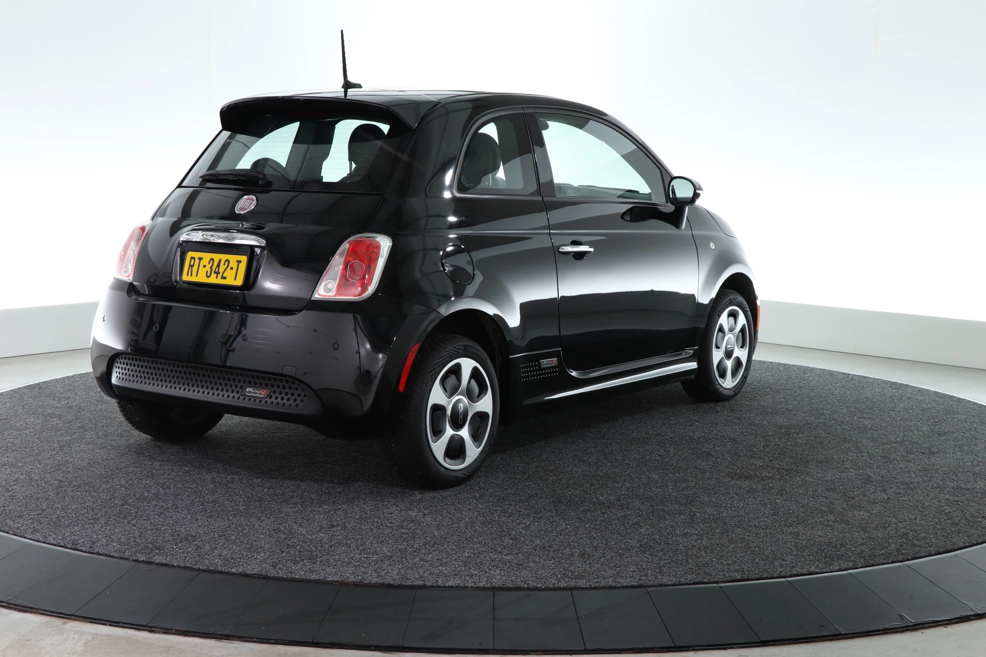Hoofdafbeelding Fiat 500e