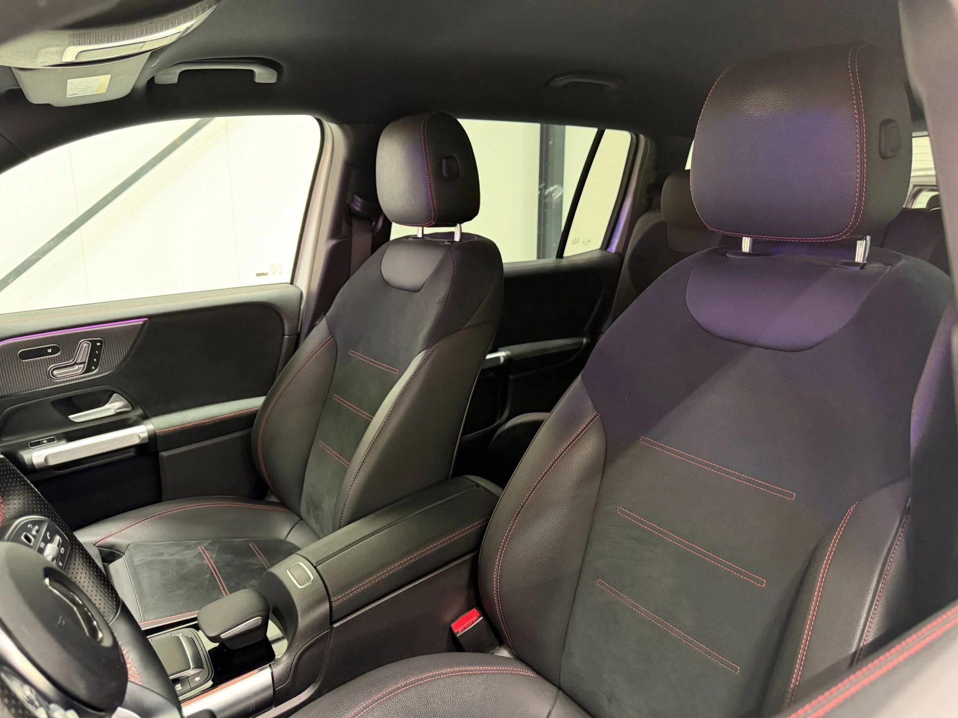 Hoofdafbeelding Mercedes-Benz EQB