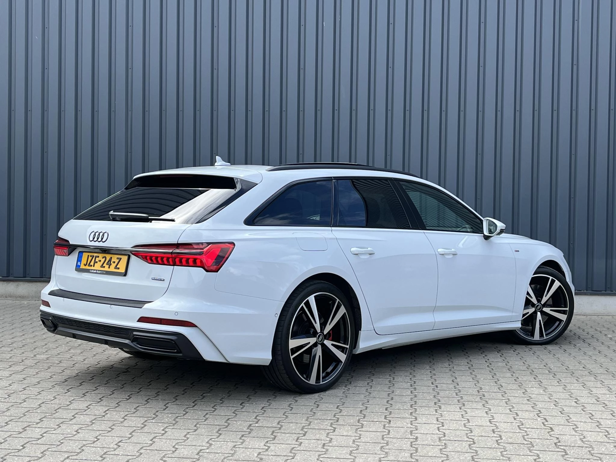Hoofdafbeelding Audi A6