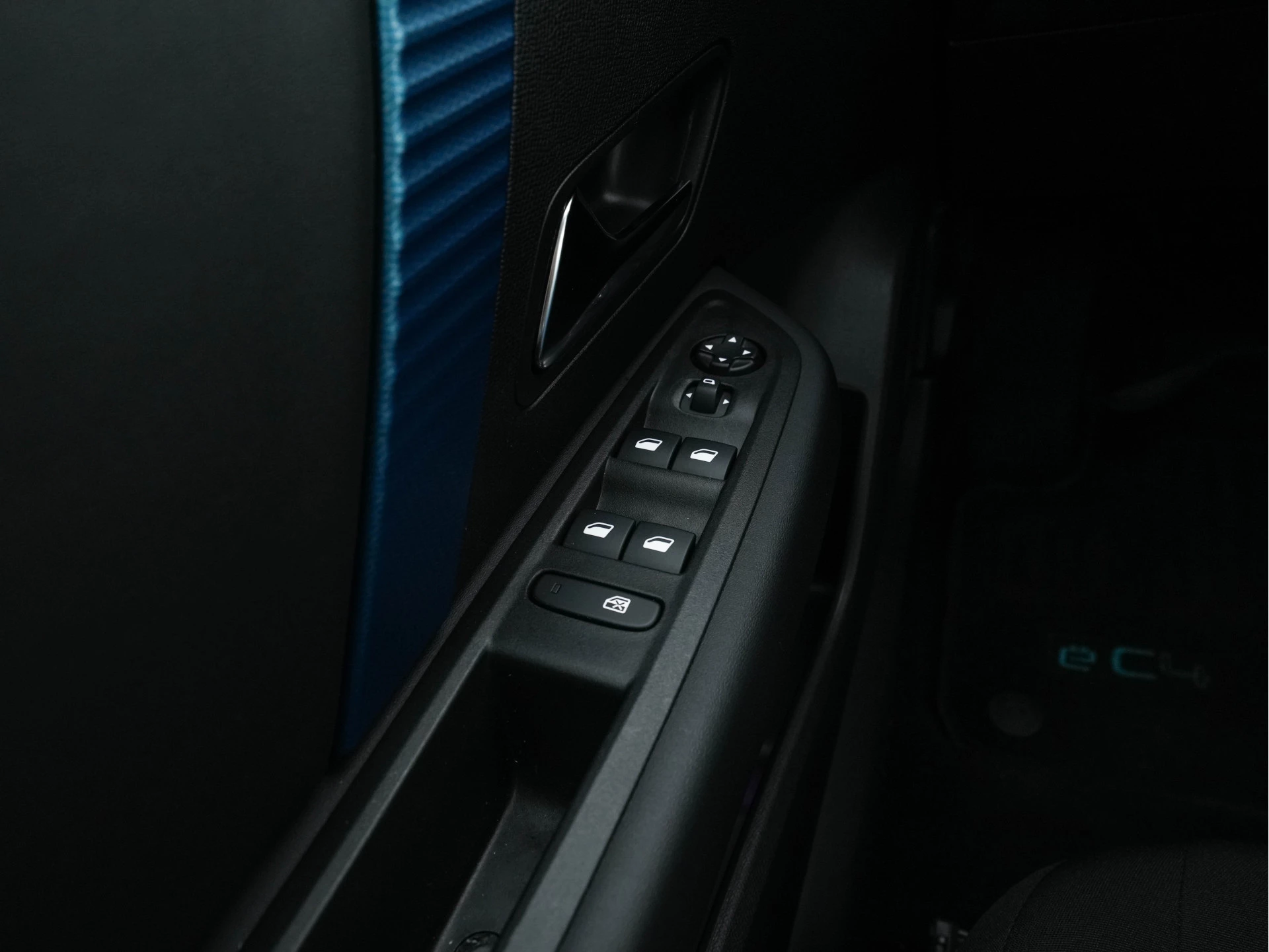 Hoofdafbeelding Citroën ë-C4 X