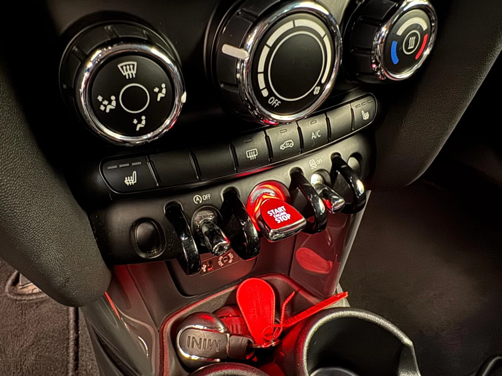 Hoofdafbeelding MINI One