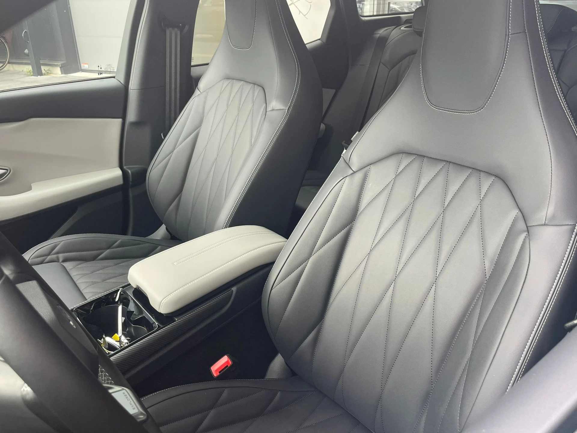 Hoofdafbeelding Ford Explorer