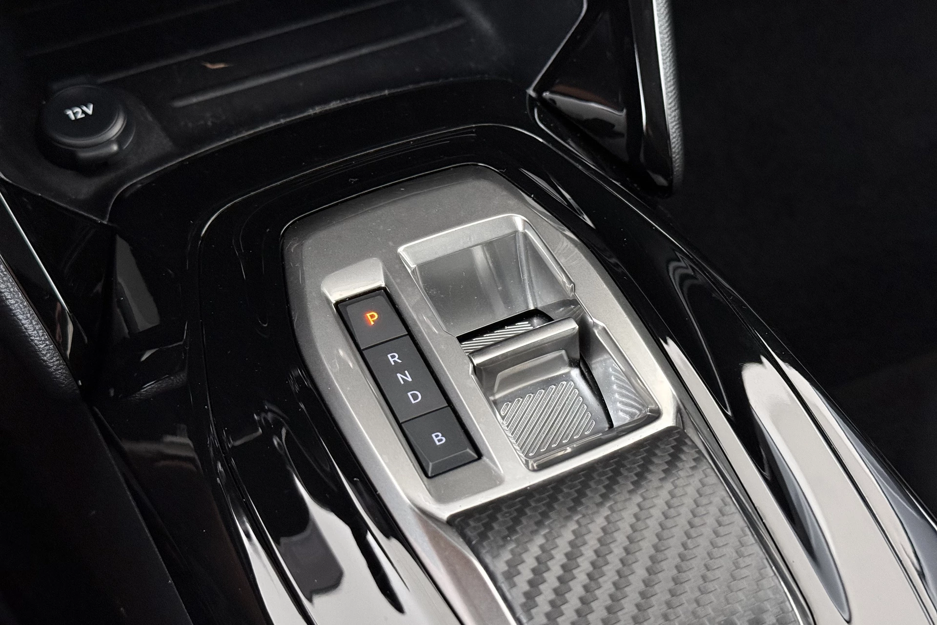 Hoofdafbeelding Peugeot e-208