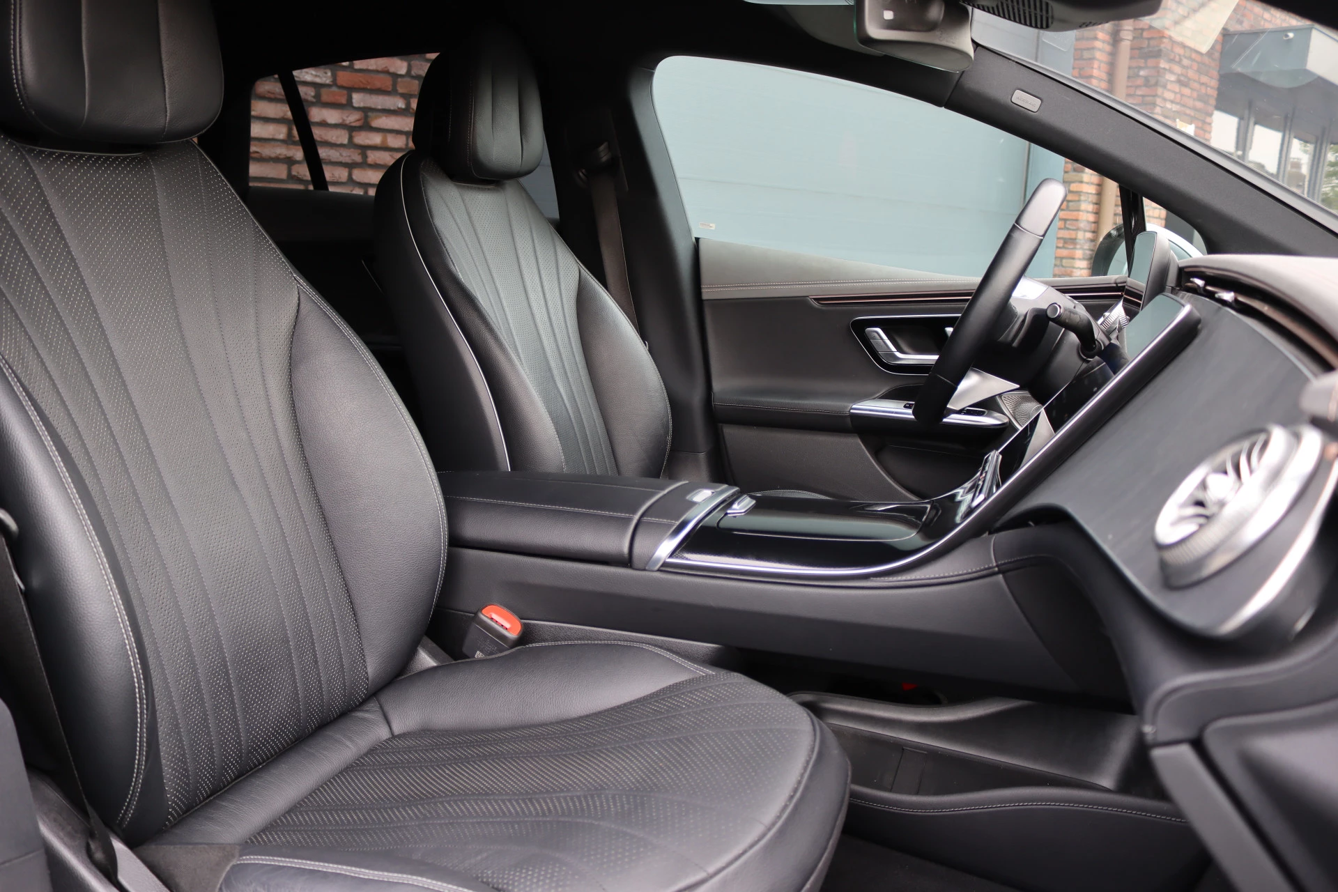 Hoofdafbeelding Mercedes-Benz EQE