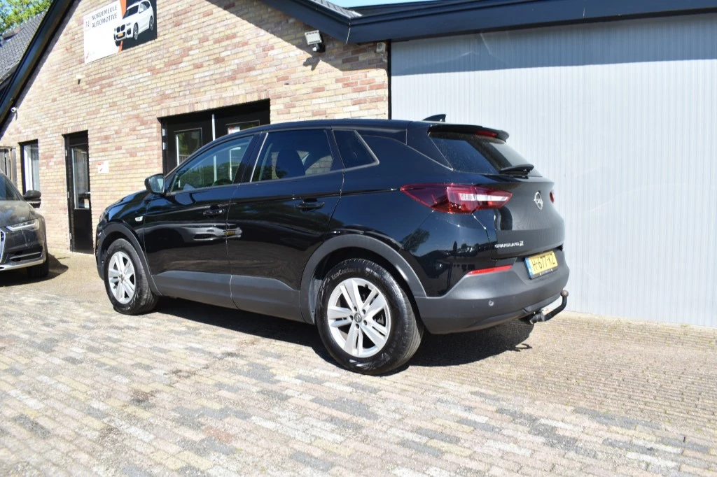 Hoofdafbeelding Opel Grandland X