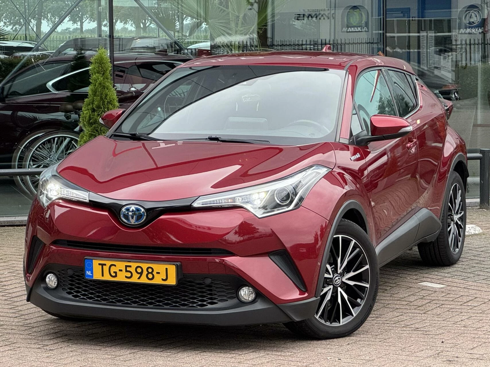 Hoofdafbeelding Toyota C-HR