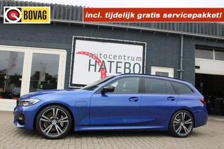 BMW 3 Serie 330iE X-Drive M-Sport High Executive Leder Panorama HEUD Super!!