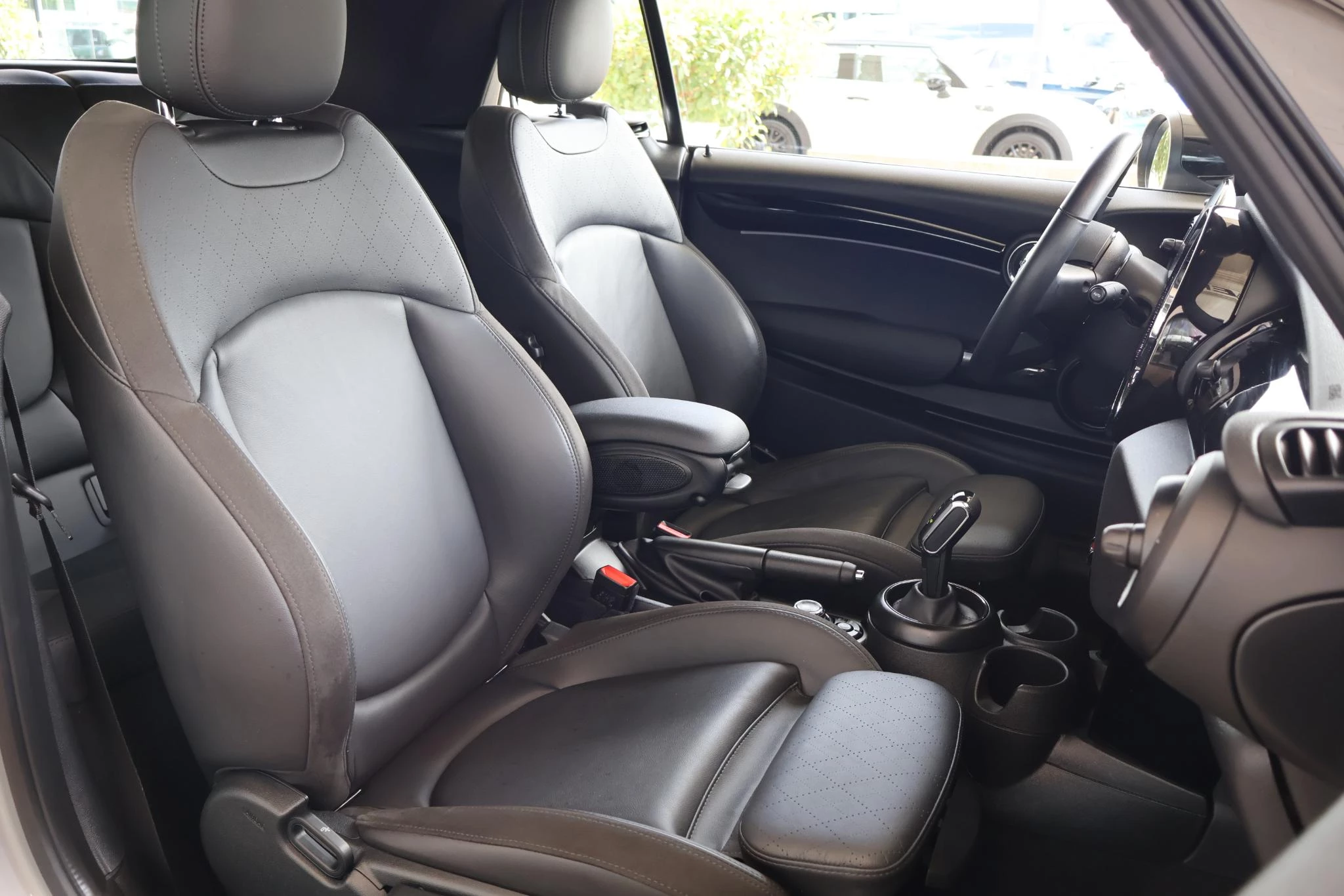 Hoofdafbeelding MINI Cooper Cabrio