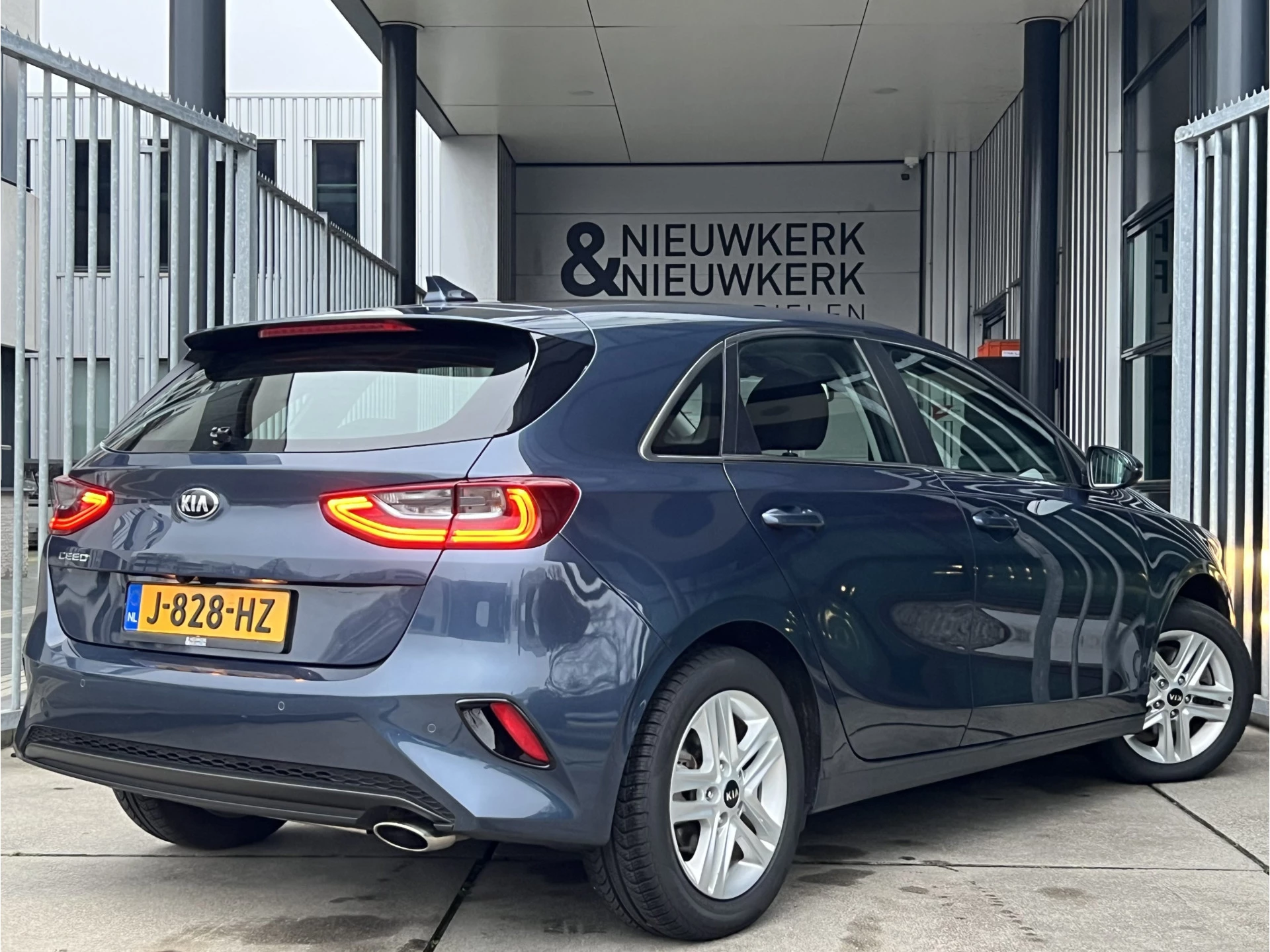 Hoofdafbeelding Kia Ceed