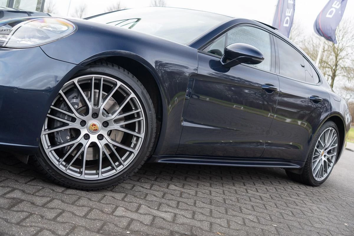 Hoofdafbeelding Porsche Panamera