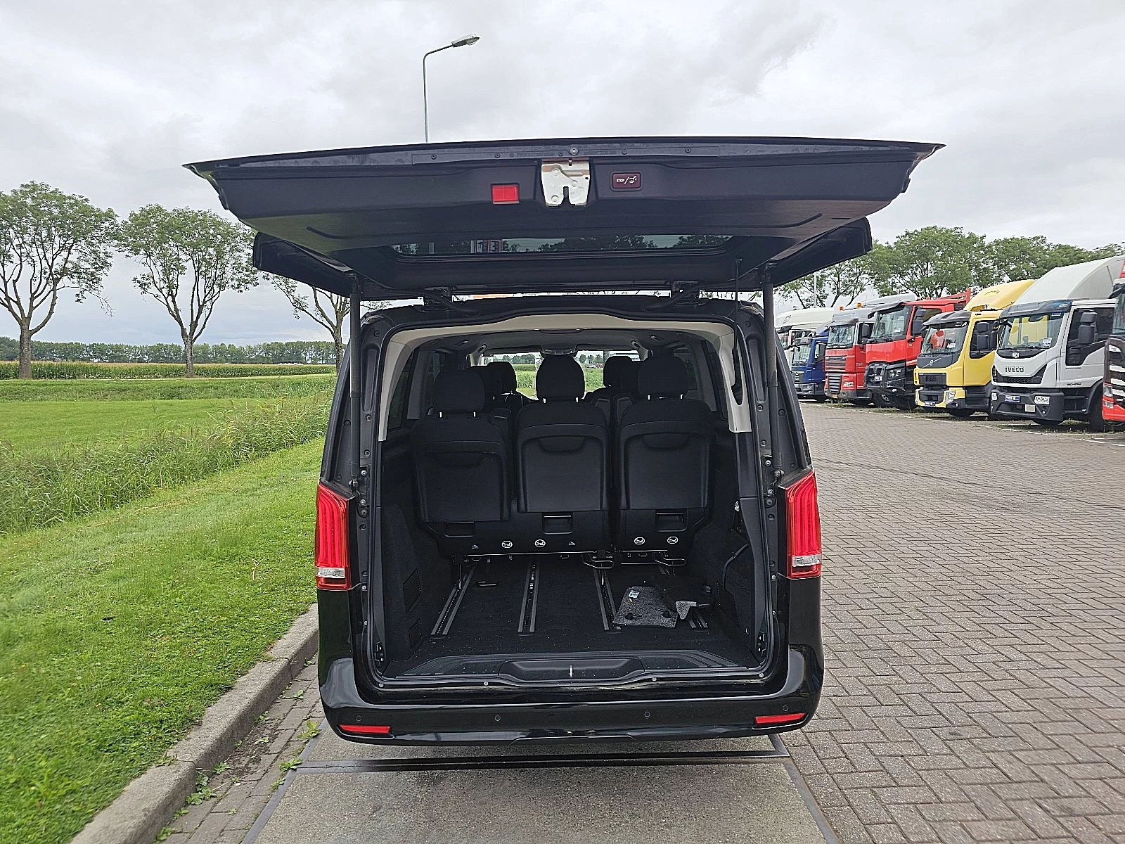 Hoofdafbeelding Mercedes-Benz EQV