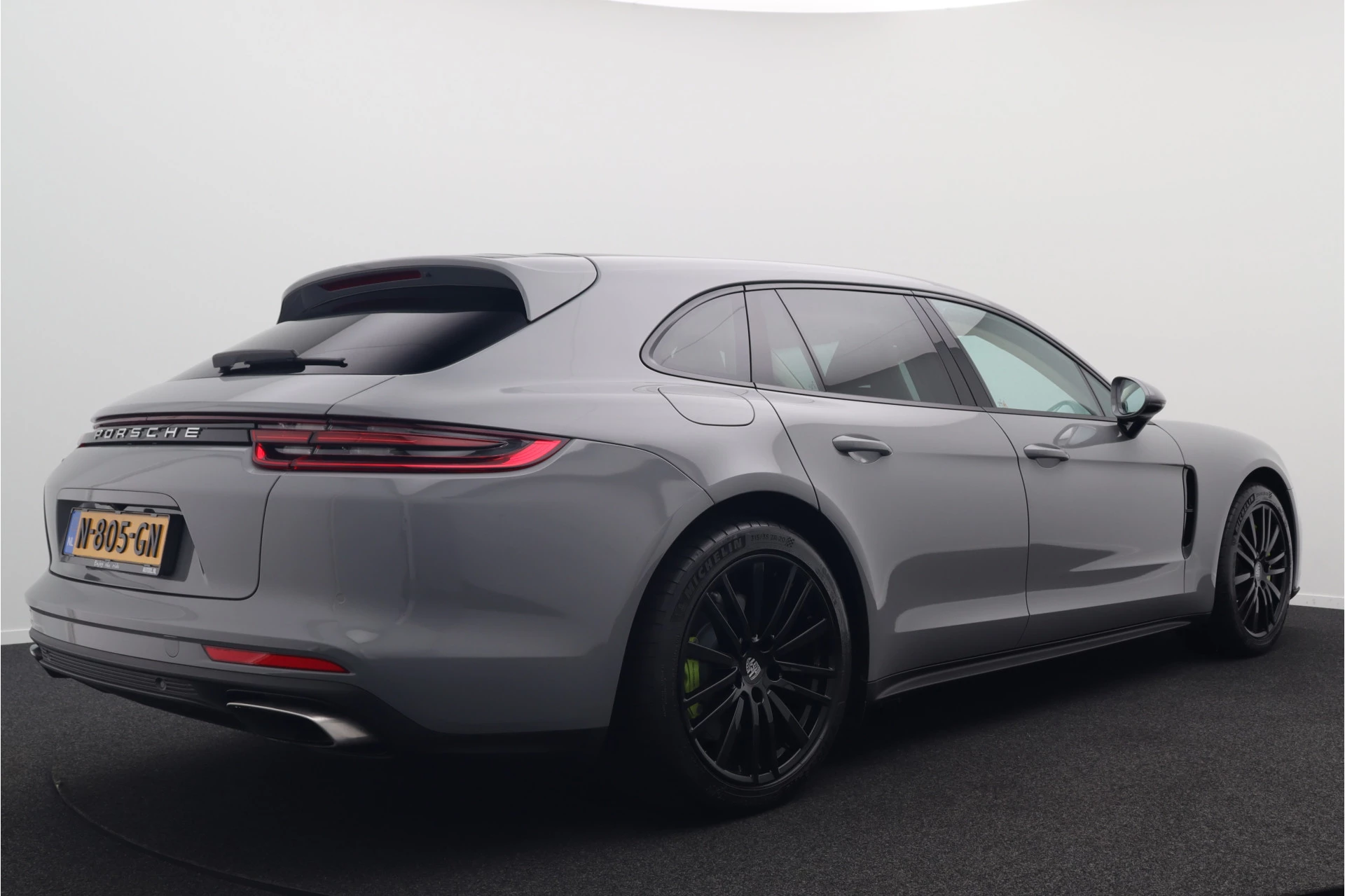 Hoofdafbeelding Porsche Panamera