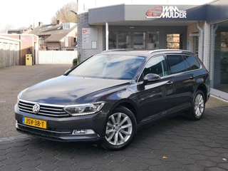 Hoofdafbeelding Volkswagen Passat Volkswagen Passat 1.4 TSI ACT CL BNS **Clima//Navi//Schuifdak//Lm **