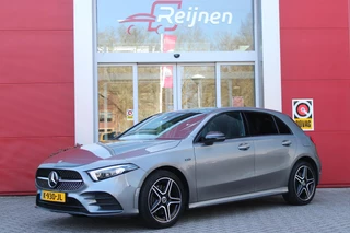 Mercedes-Benz A-klasse 250 e 218PK BUSINESS SOLUTION AMG LIMITED | PANORAMISCH SCHUIF/KANTEL DAK | SFEER VERLICHTING | ELEKTRISCH BEDIENBARE VOORSTOELEN MET GEHEUGENFUNCTIE | MULTIBEAM LED KOPLAMPEN | KEYLESS ENTRY/START | APPLE CARPLAY/ANDROID AUTO | NAVIGATIE | ACHTERUITRIJ CAMERA | NIGHT PAKKET | STOEL VERWARMING | CRUISE CONTROL | ALARM | VERKEERSLICHTEN WEERGAVE |