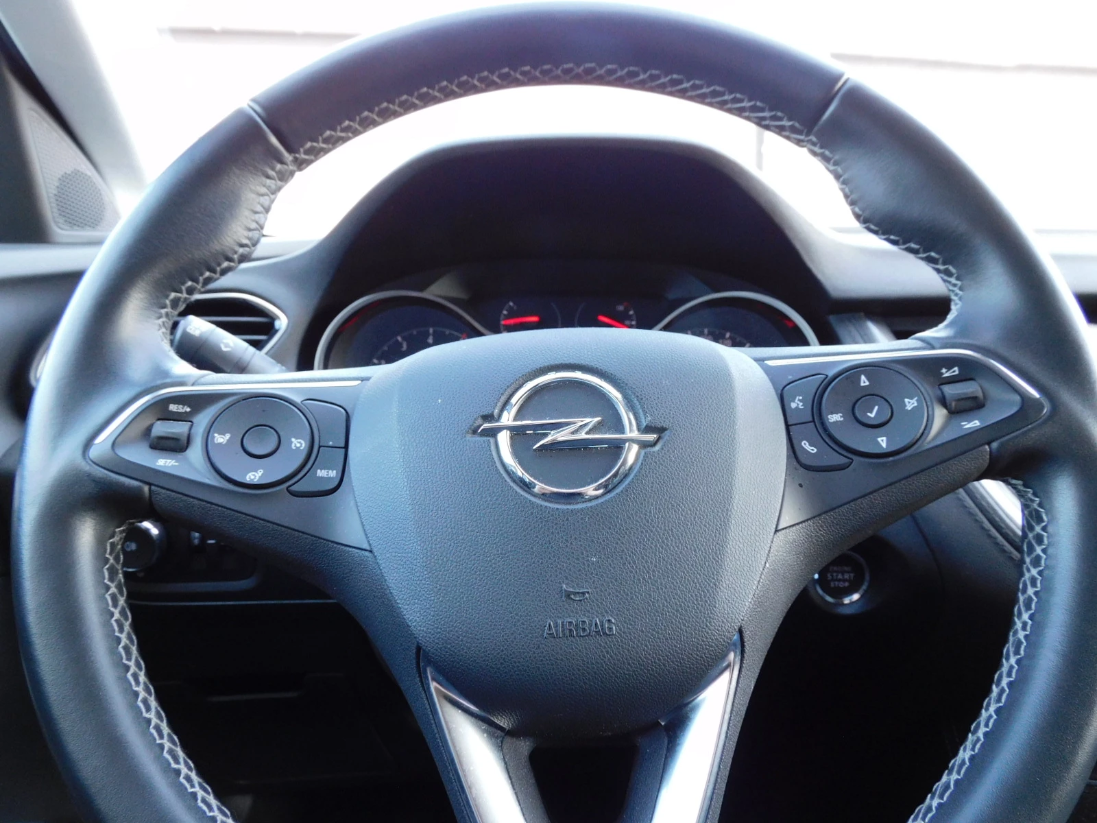 Hoofdafbeelding Opel Grandland X