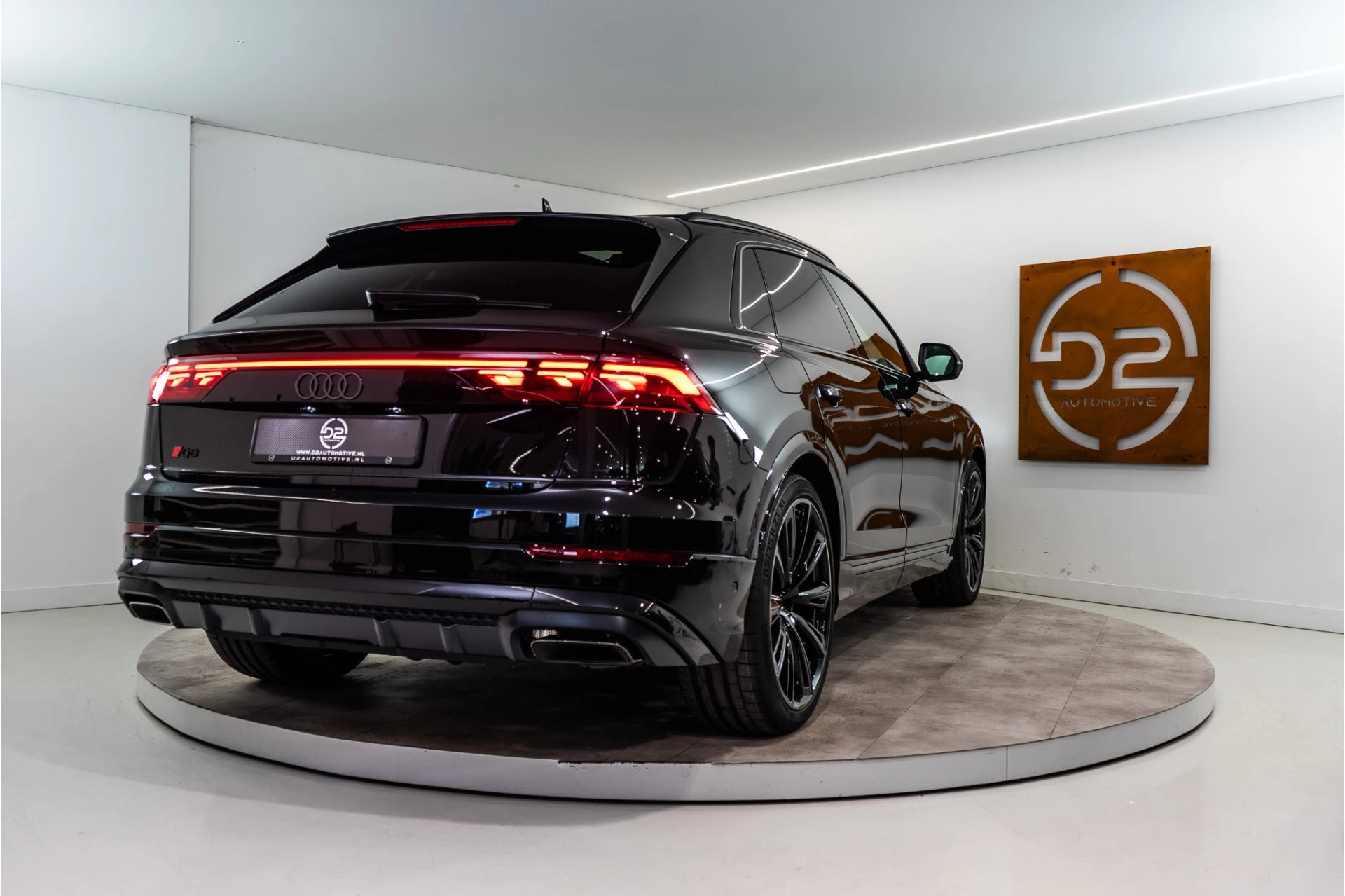 Hoofdafbeelding Audi Q8