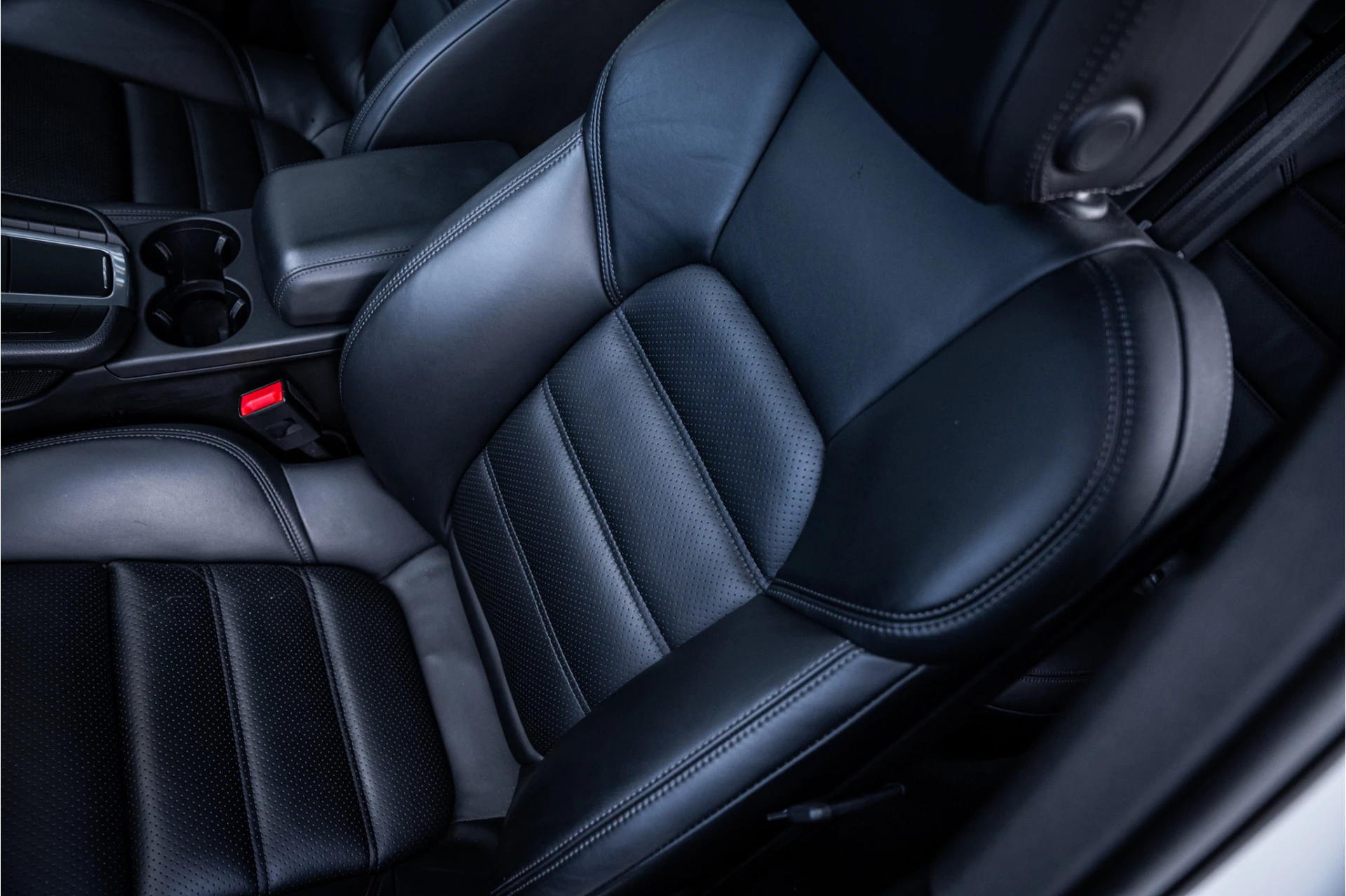 Hoofdafbeelding Porsche Macan