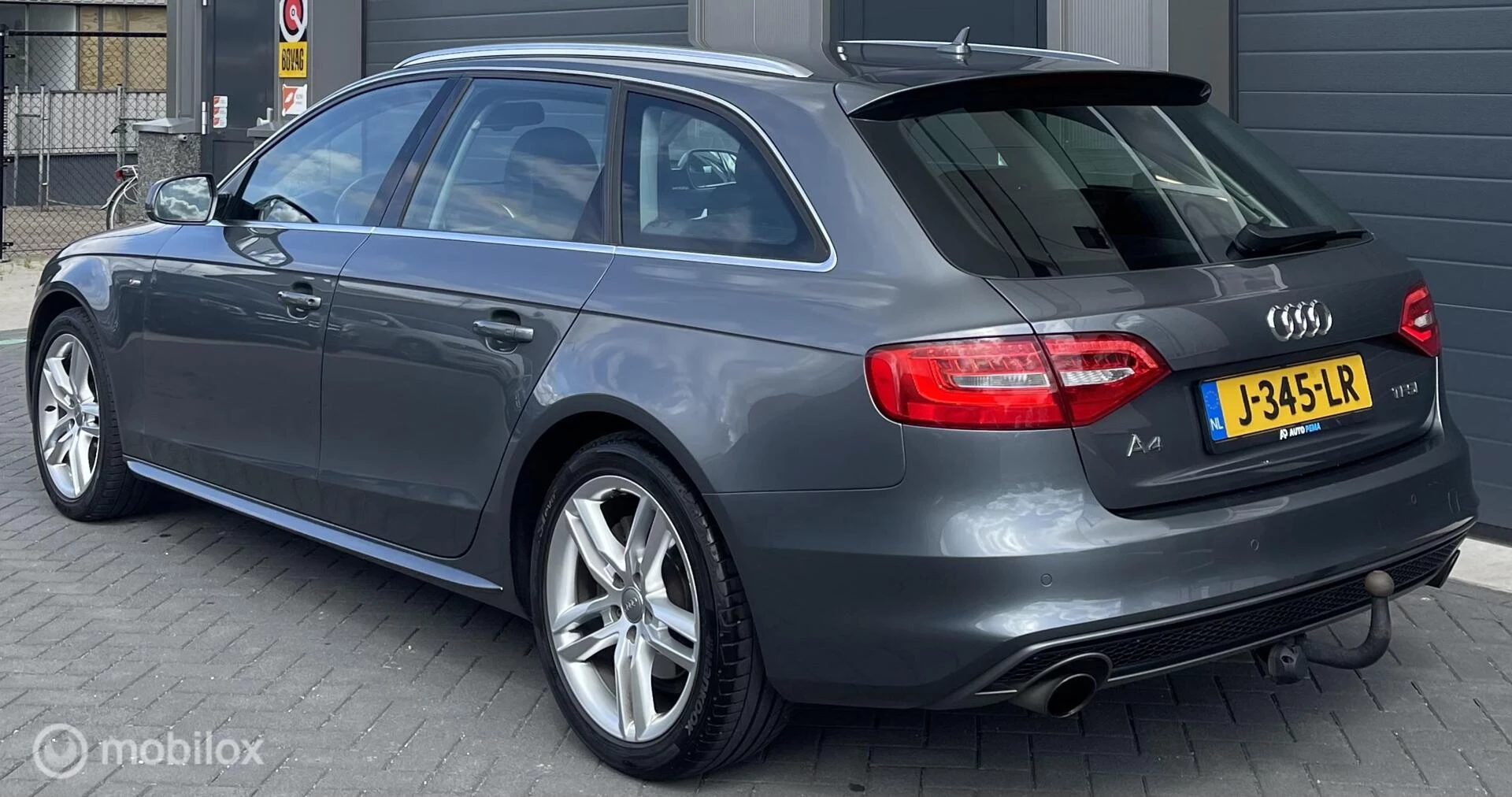 Hoofdafbeelding Audi A4