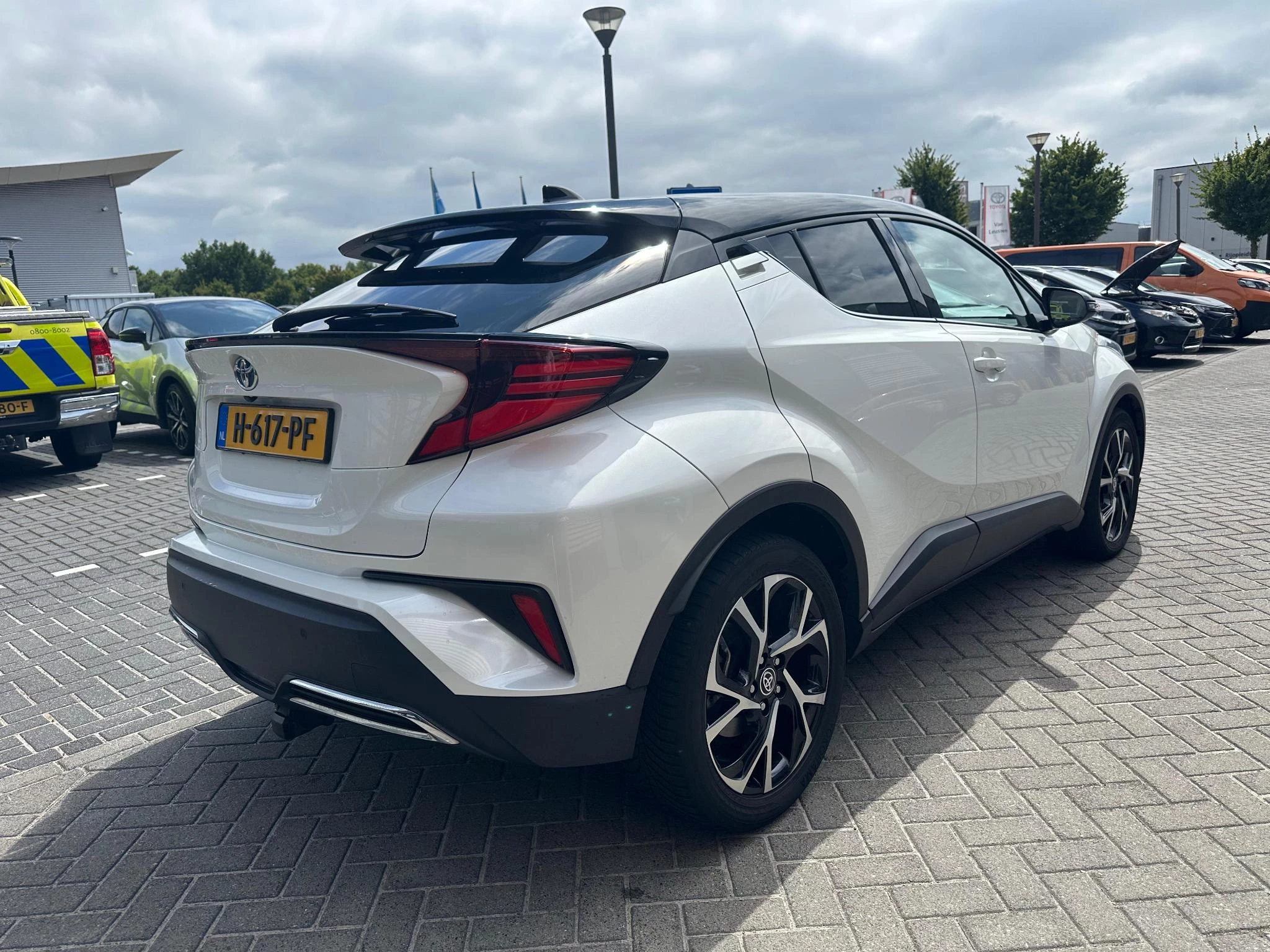 Hoofdafbeelding Toyota C-HR