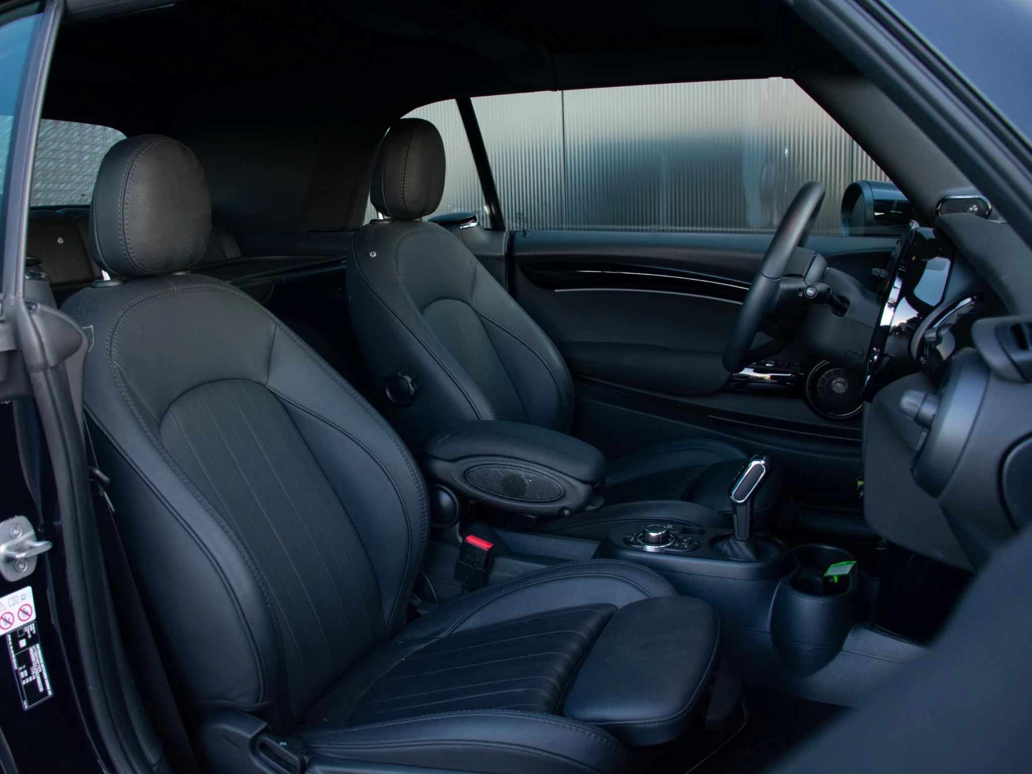 Hoofdafbeelding MINI Cabrio