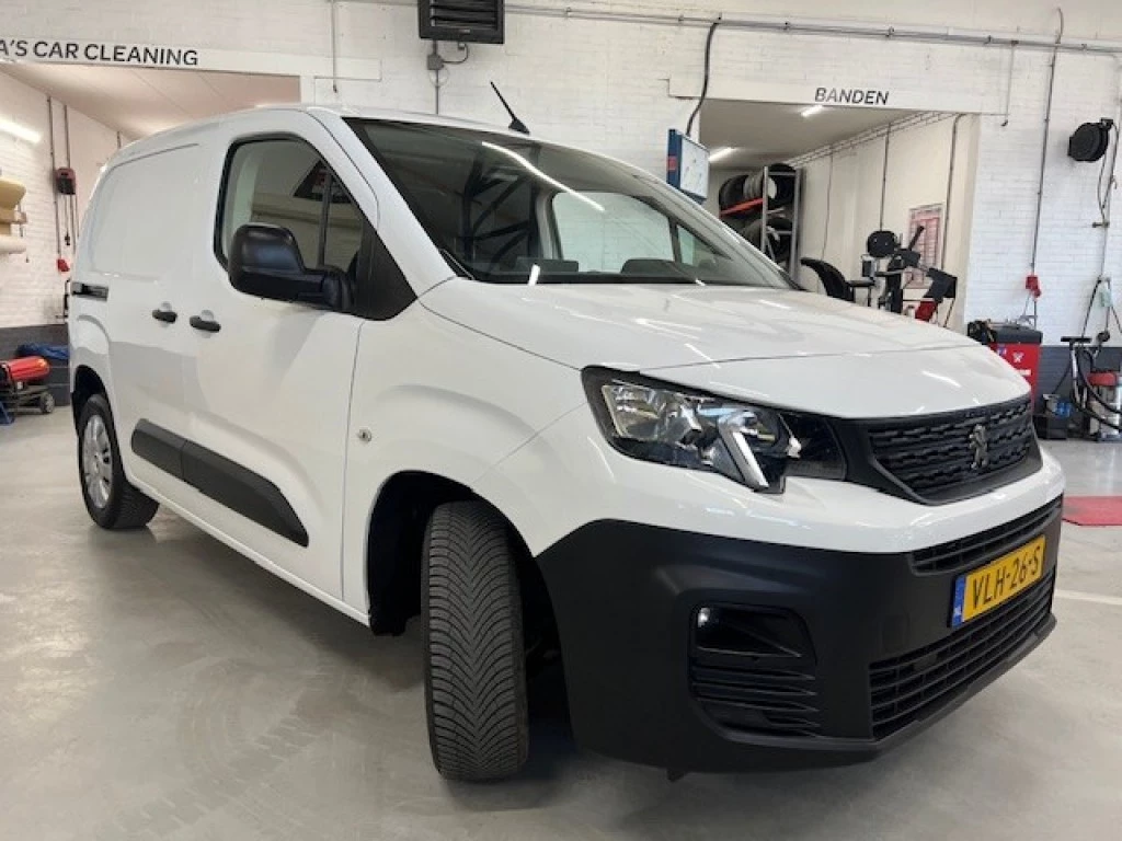 Hoofdafbeelding Peugeot Partner