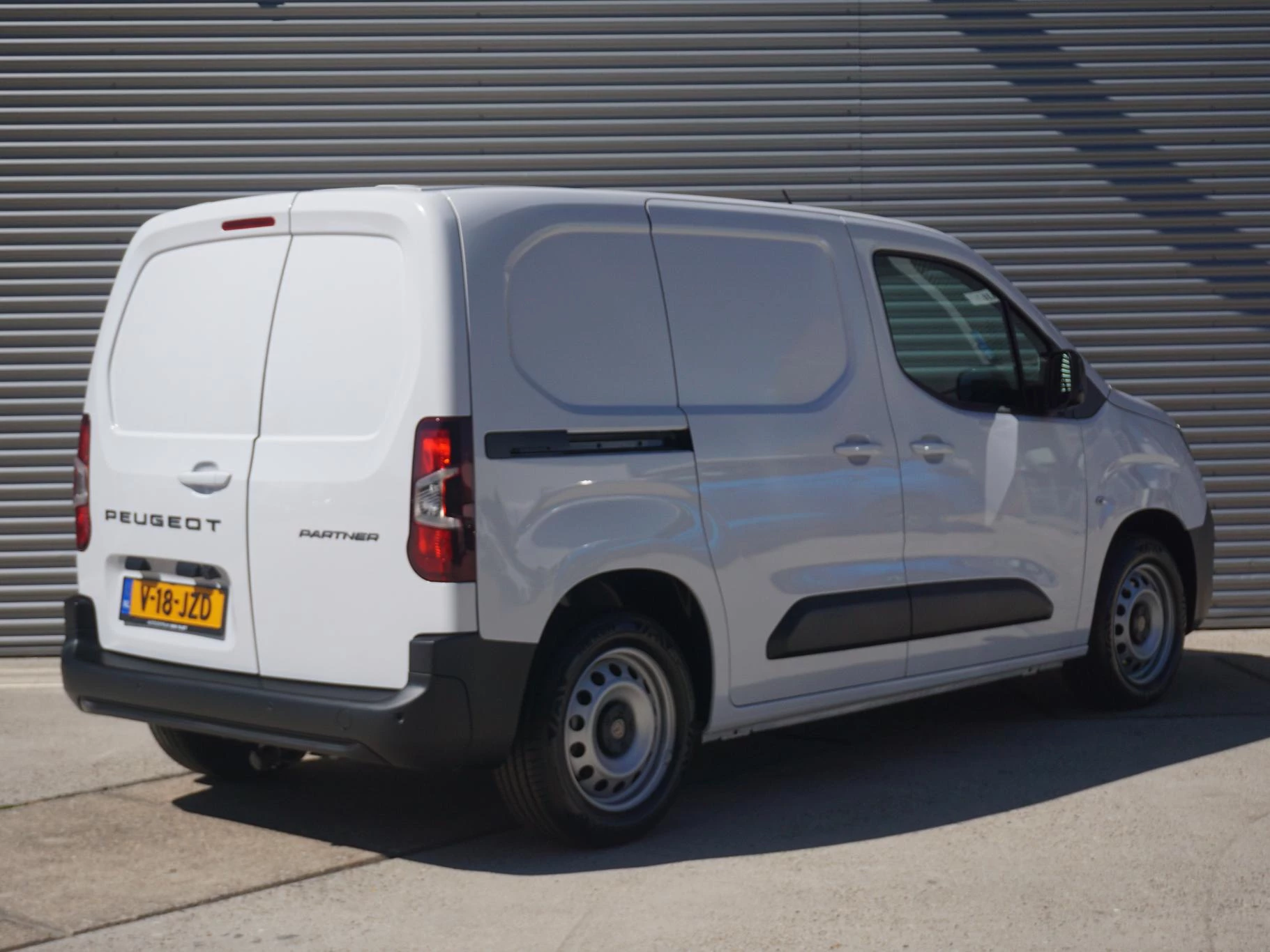 Hoofdafbeelding Peugeot Partner