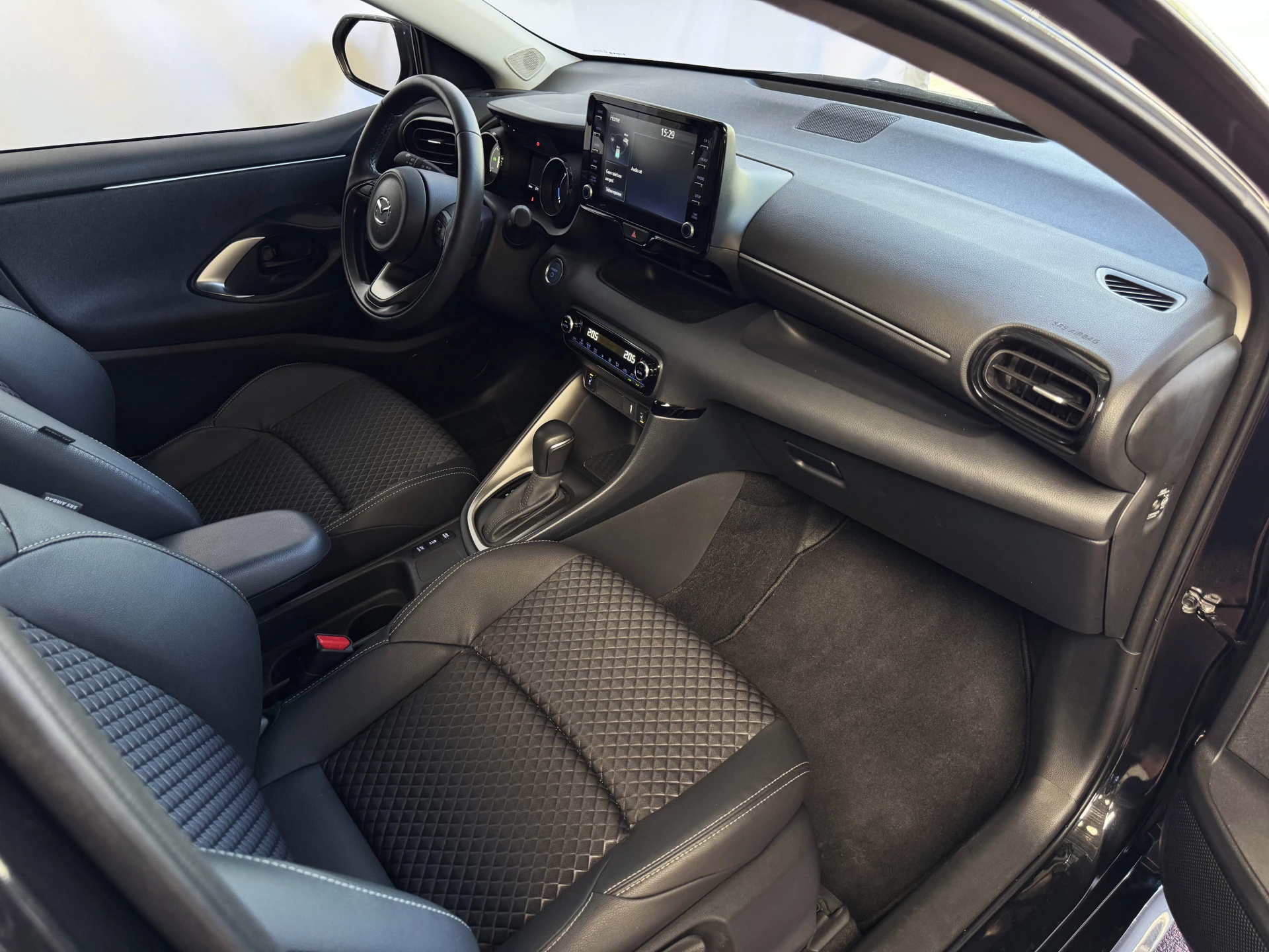 Hoofdafbeelding Mazda 2 Hybrid