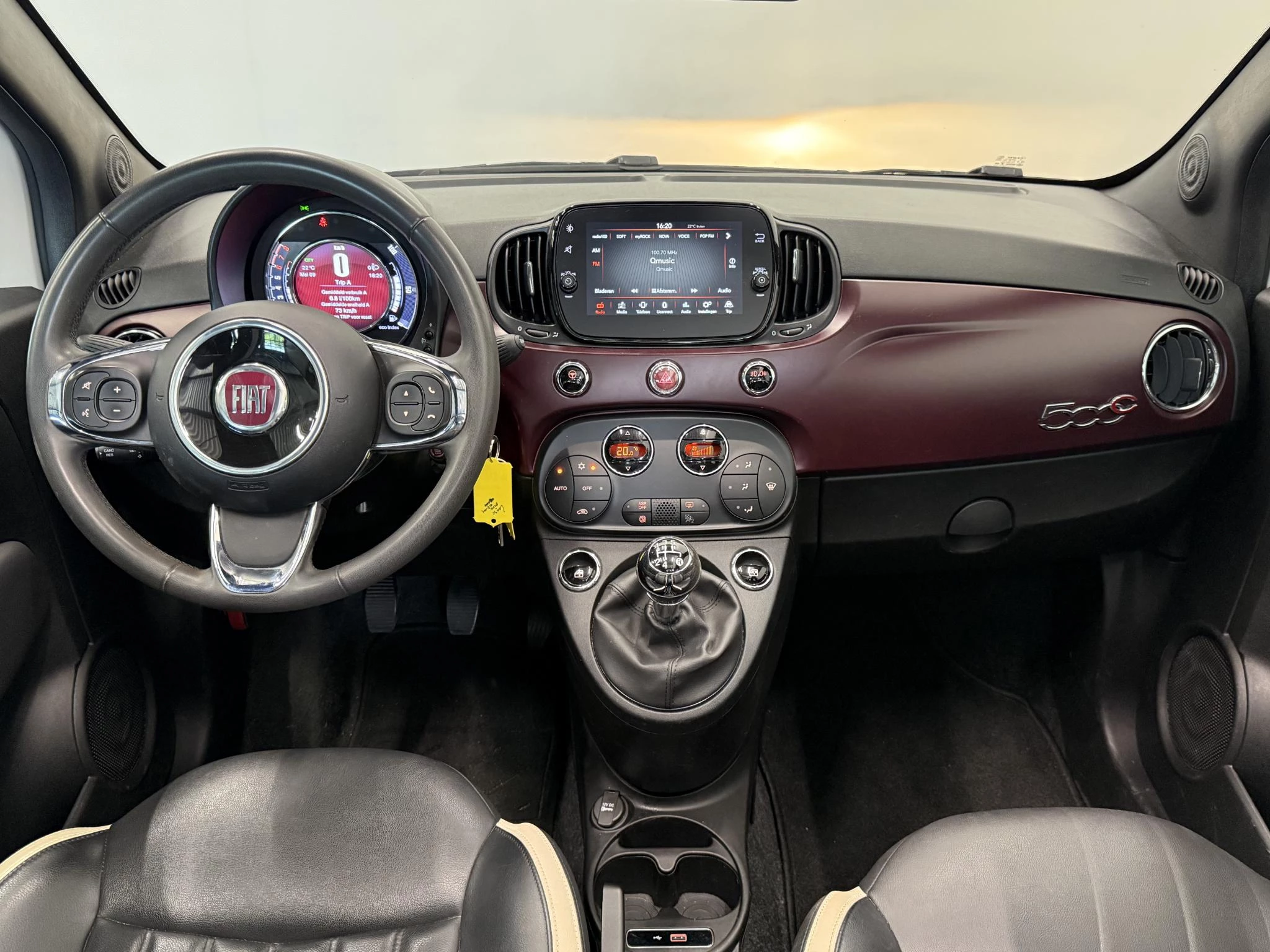 Hoofdafbeelding Fiat 500C