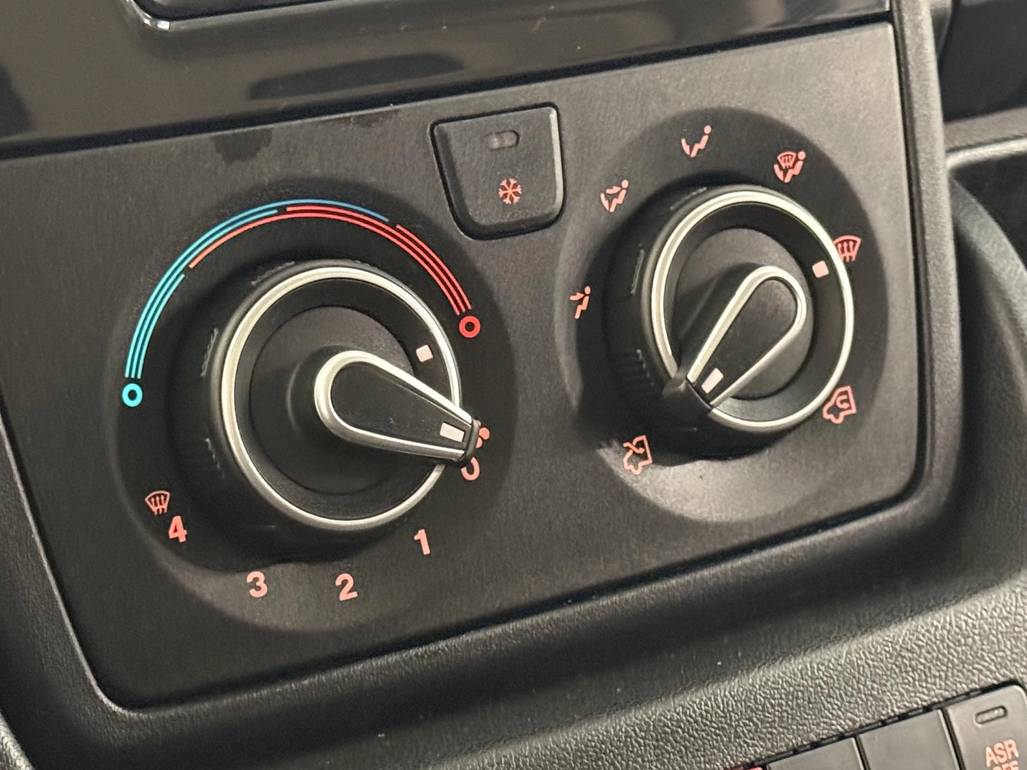 Hoofdafbeelding Opel Movano