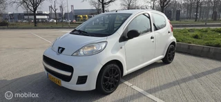 Peugeot 107 1.0-12V 5 deurts/lm-velgen/audio/etc
