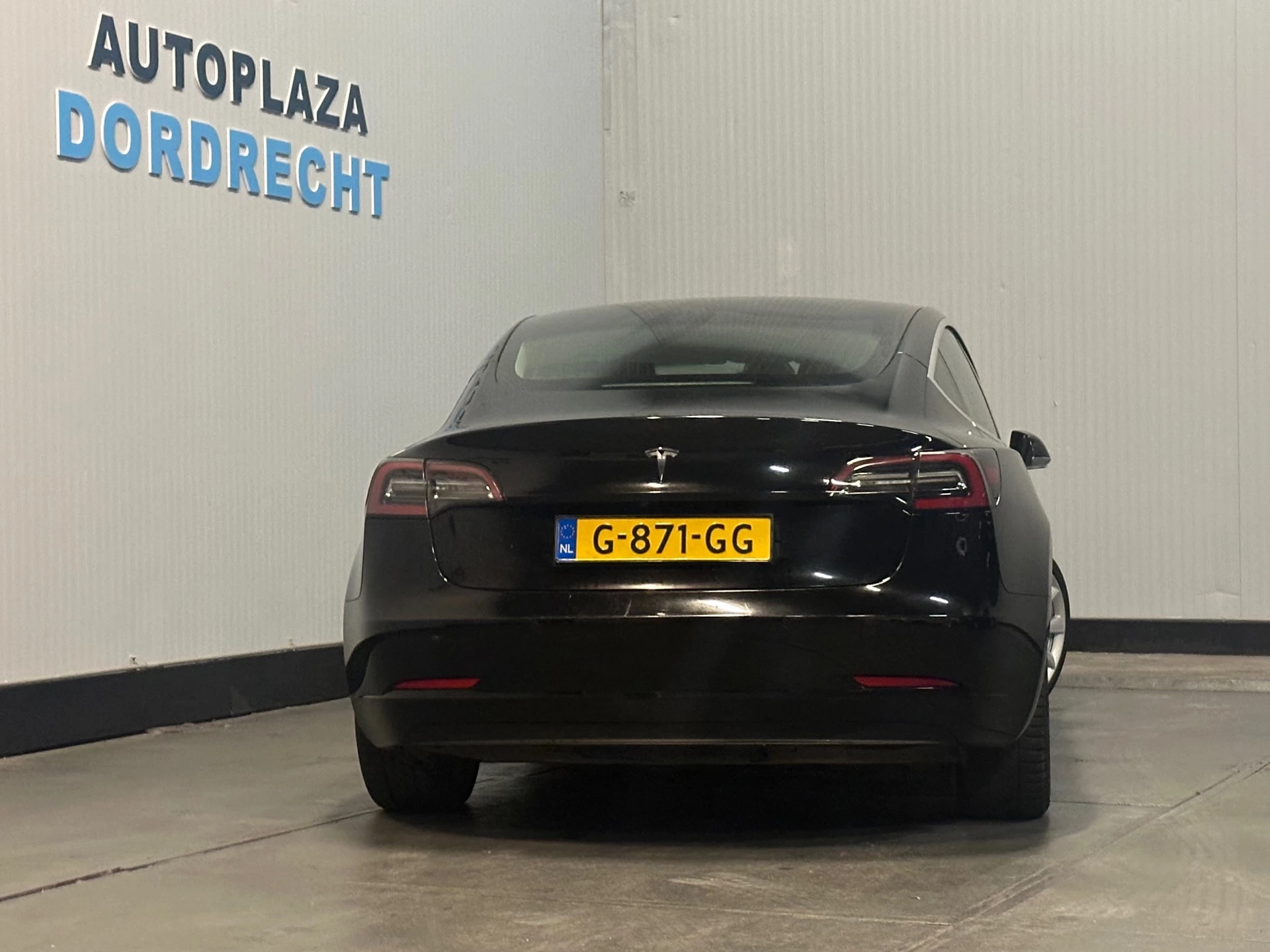 Hoofdafbeelding Tesla Model 3