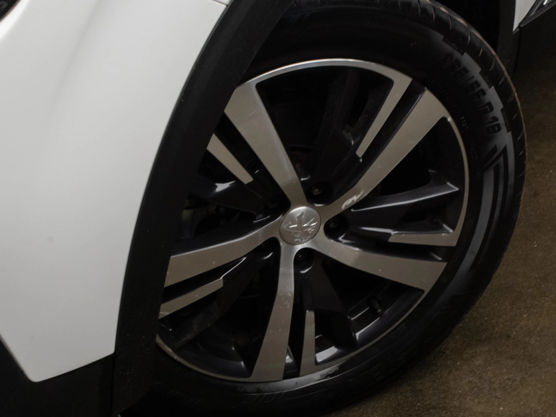 Hoofdafbeelding Peugeot 5008