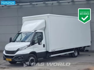 Hoofdafbeelding Iveco Daily Iveco Daily 72C21 Bakwagen 210PK Euro6 7200kg Luchtvering Laadklep Airco Cruise Camera Meubelbak Koffer Airco Cruise control