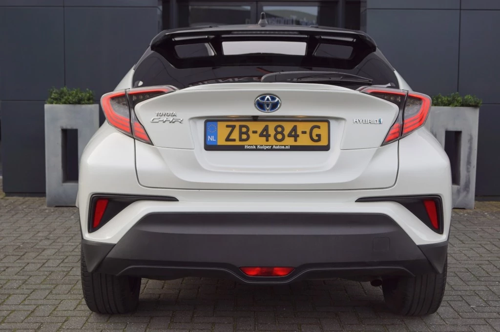 Hoofdafbeelding Toyota C-HR
