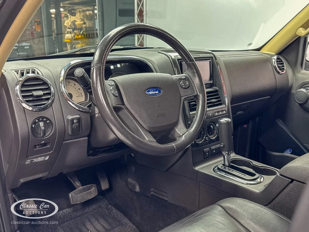 Hoofdafbeelding Ford Explorer