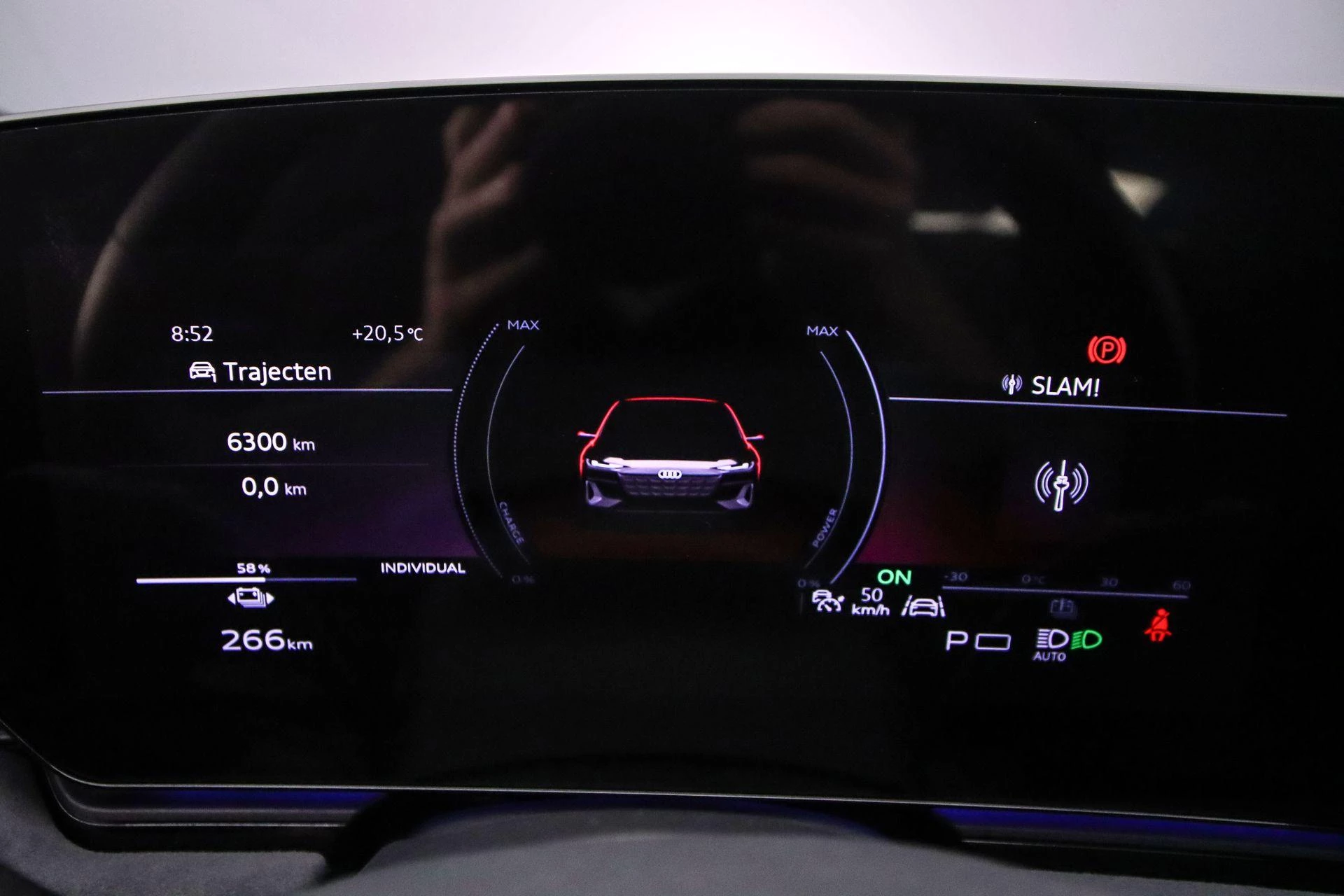 Hoofdafbeelding Audi A6 Avant e-tron