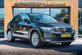 Hoofdafbeelding Volkswagen T-Roc Volkswagen T-Roc 2.0 TSI 4Motion Sport Adapt. Cruise Virtual Dash DAB+ Carplay Navi 17''LM