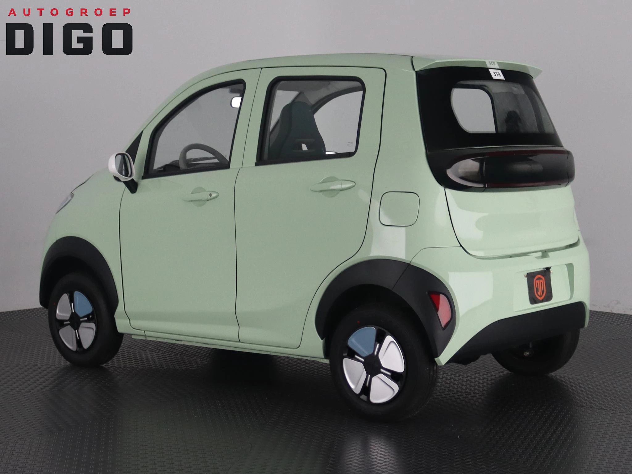 Hoofdafbeelding Jinpeng P4