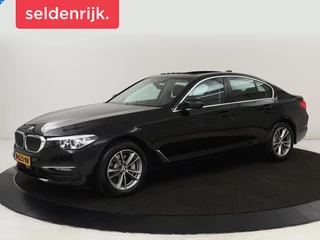 BMW 5-serie 530e iPerformance High Executive | Panoramadak  | Automaat | Carplay | Navigatie | Leder | Stoelverwarming | Stoelventilatie | Sfeerverlichting | LED | PHEV | LMV 17 inch | Camera | Adaptive cruise |