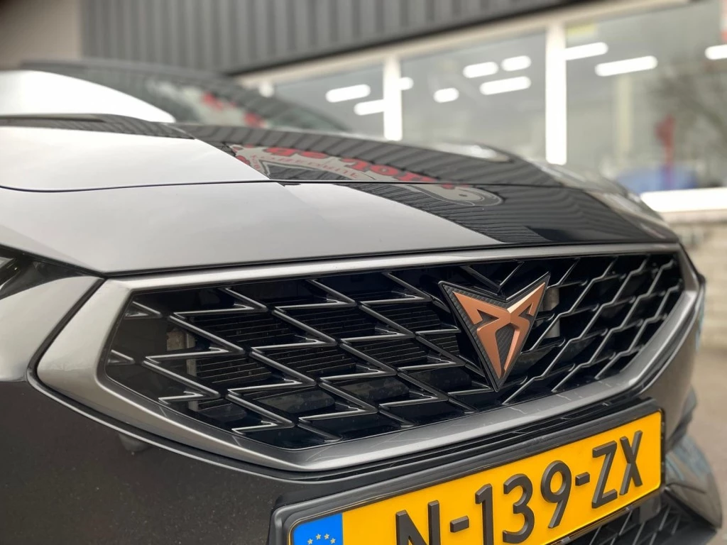 Hoofdafbeelding CUPRA Leon