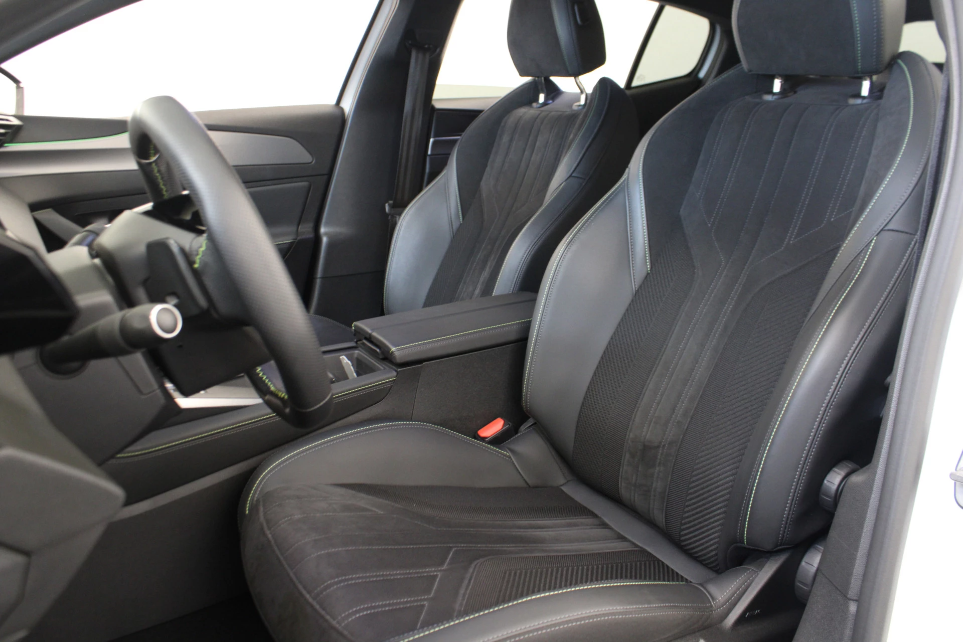 Hoofdafbeelding Peugeot 408