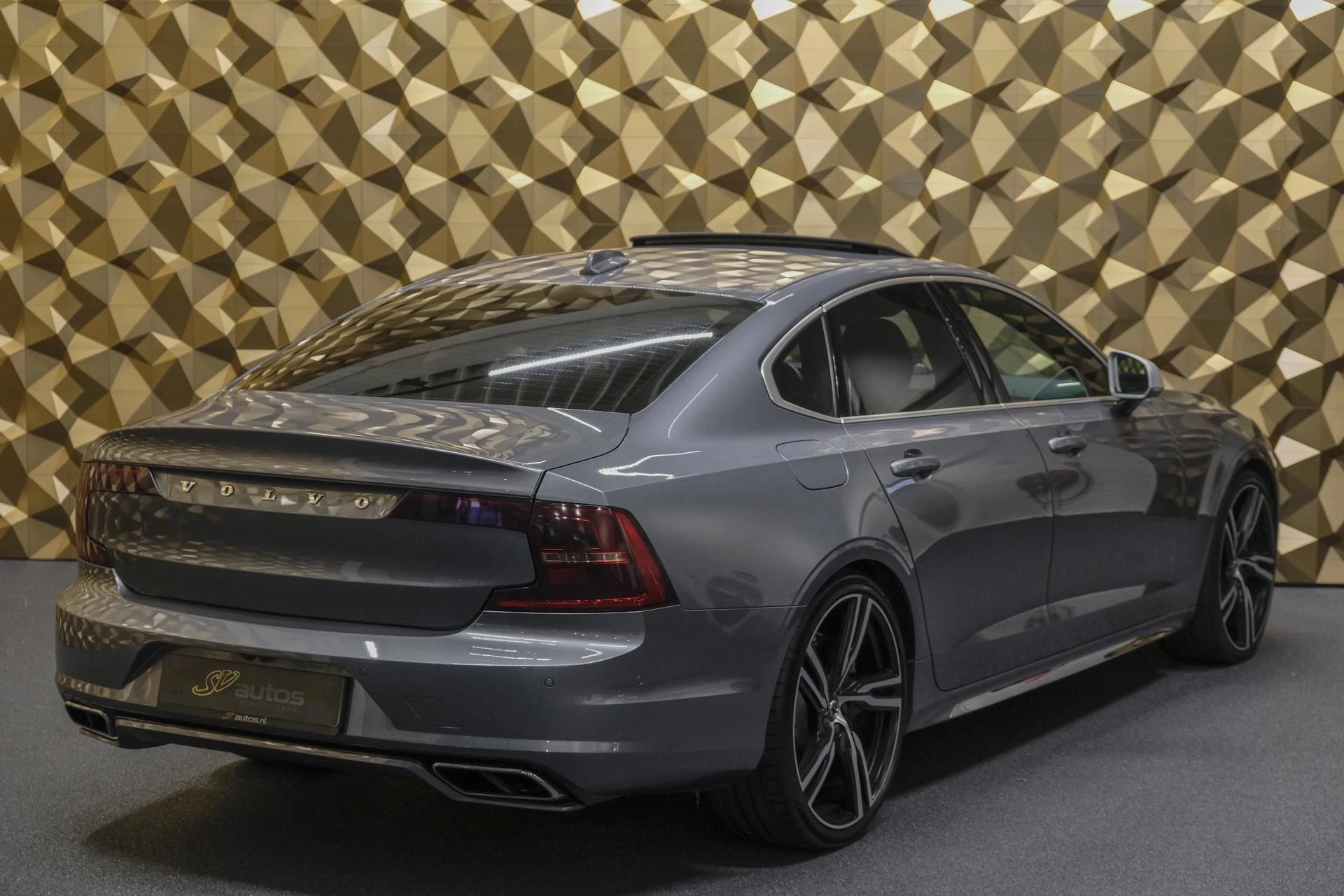 Hoofdafbeelding Volvo S90