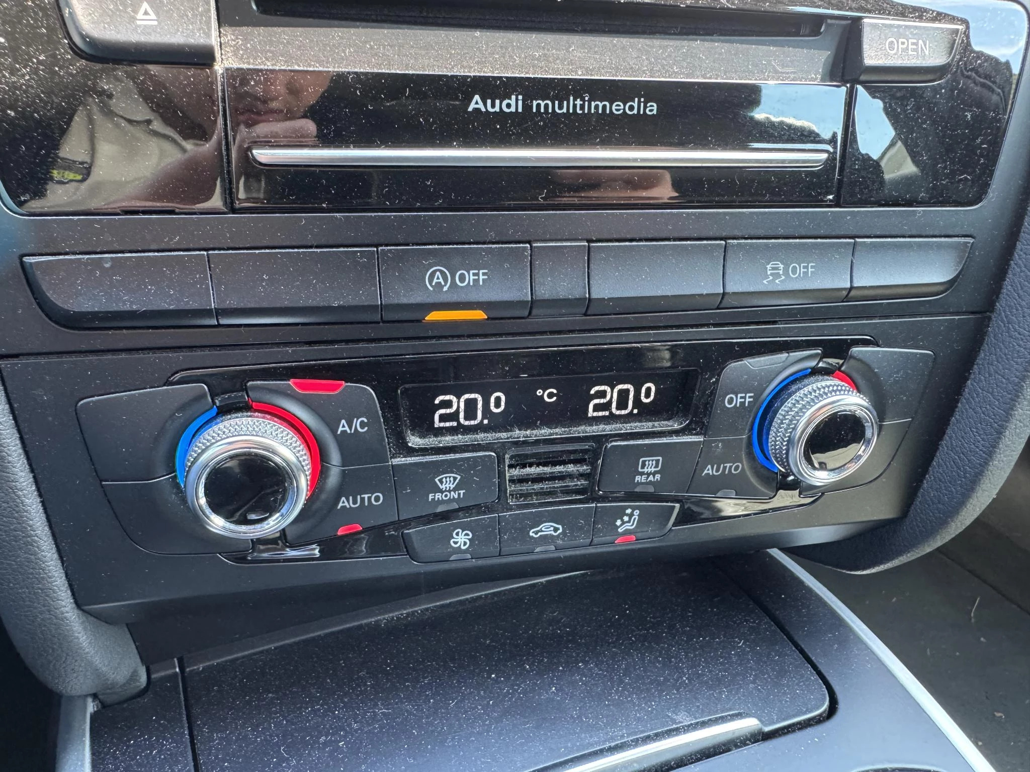 Hoofdafbeelding Audi A4