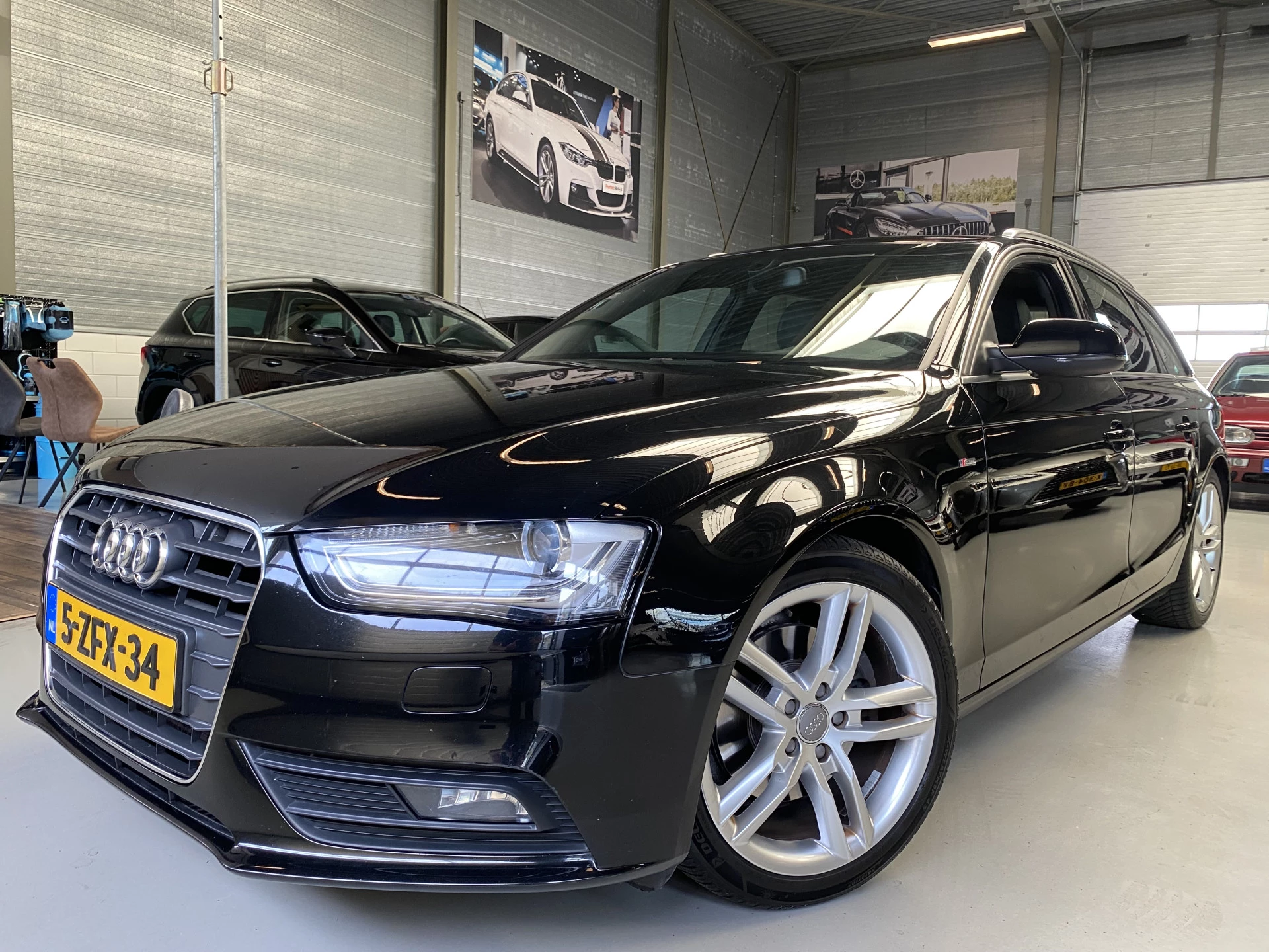 Hoofdafbeelding Audi A4